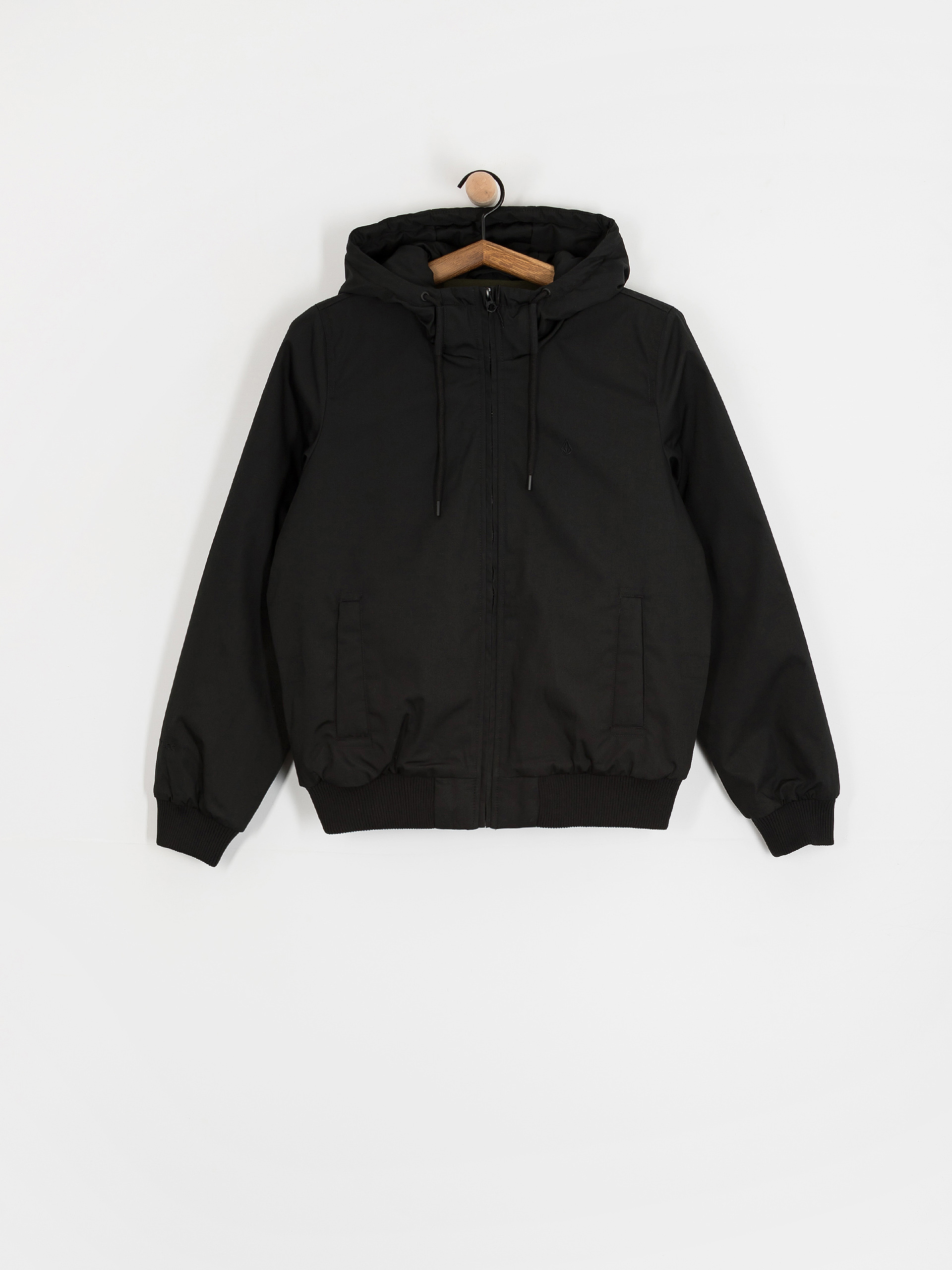 Volcom ブラック フード付きジャケット VOLCOM（ボルコム）の「ボルコム A1731900 フード付きジャケット