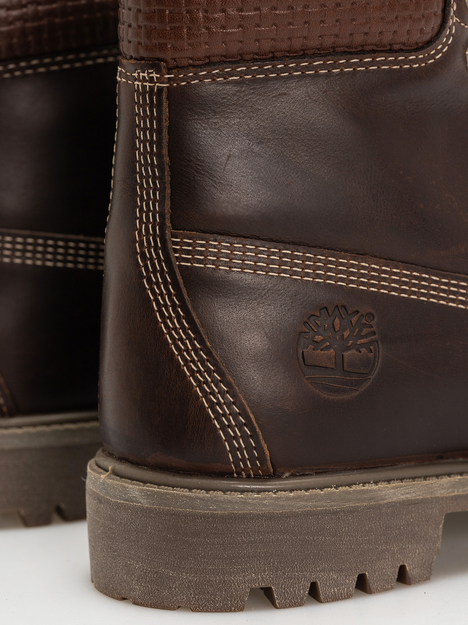 Timberland Premium 6 Inch winter shoes (md brown full grain w blk)