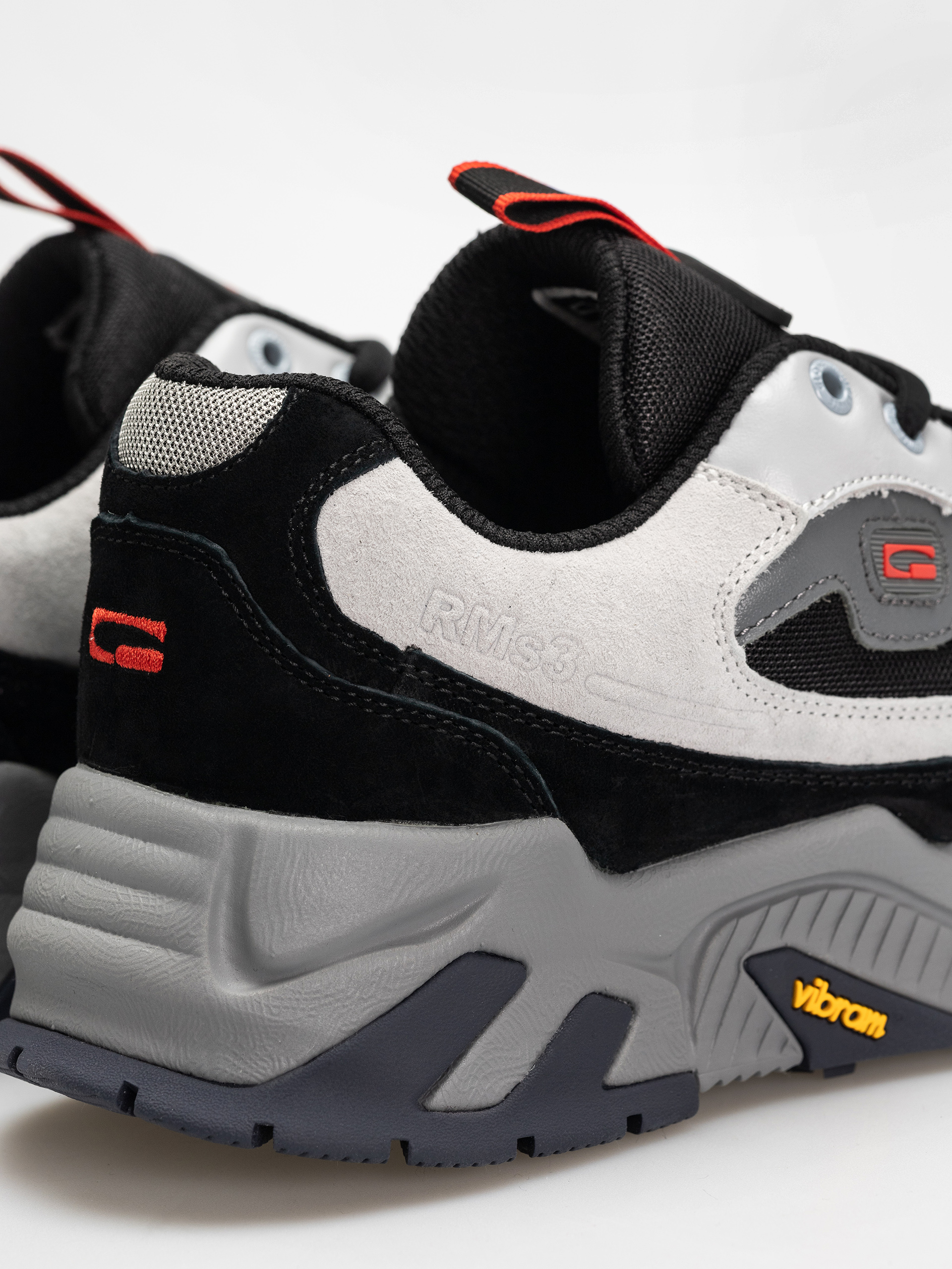 Globe RMS 3000 Shoes (smoke/black)