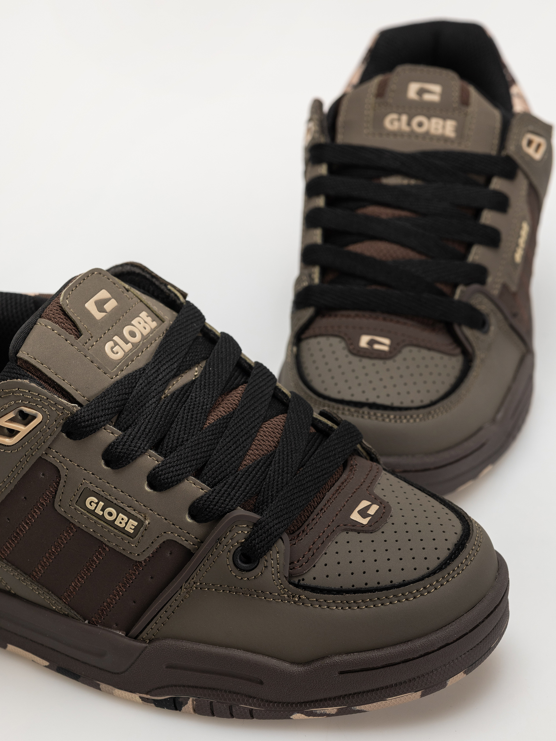Globe Fusion Shoes (mud/camo)