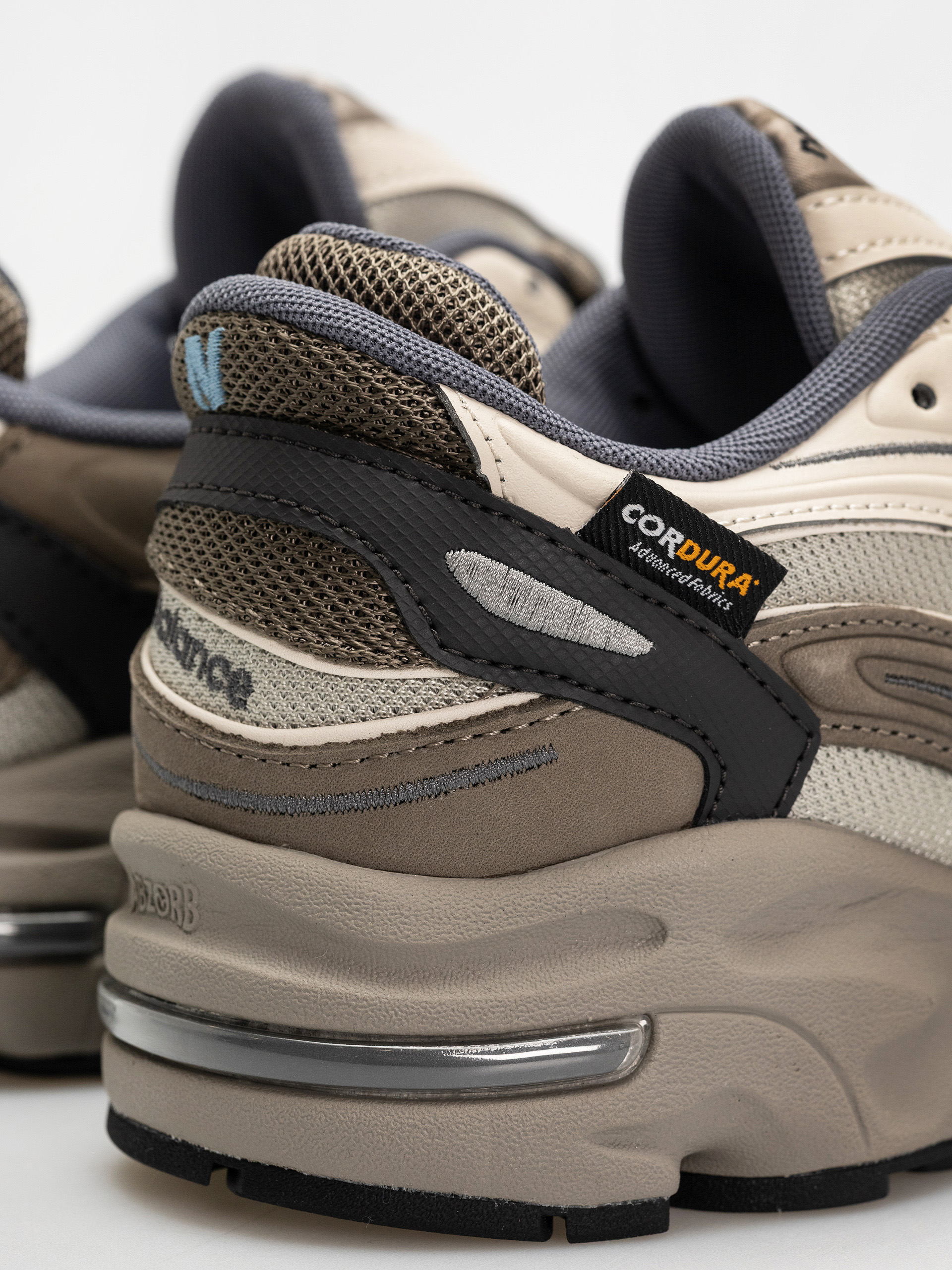 New Balance 1000 Shoes (dockside)