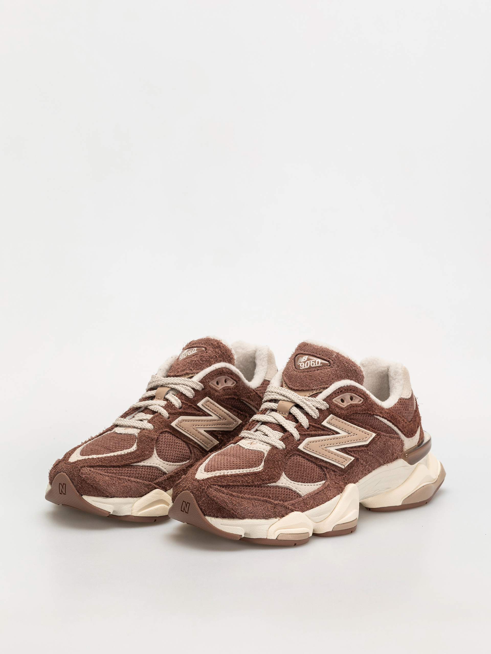 New Balance 9060 Schuhe (rich oak)