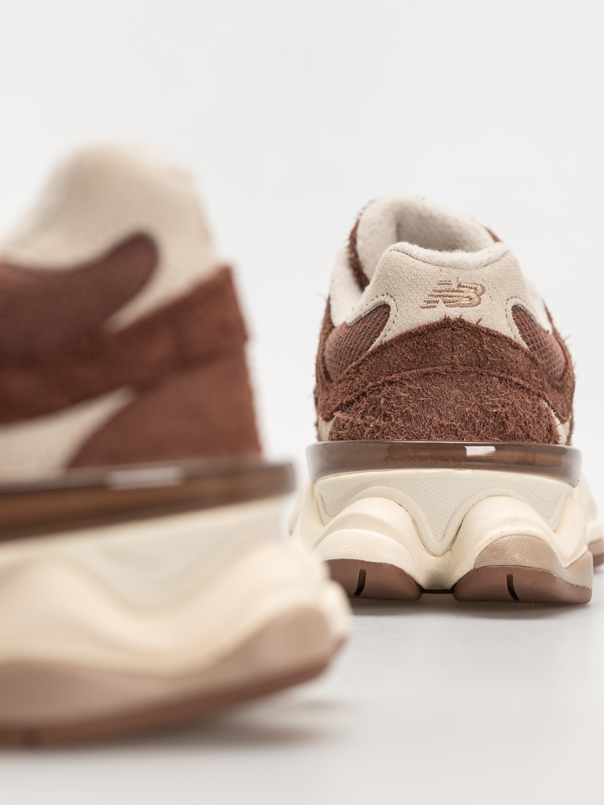 New Balance 9060 Schuhe (rich oak)