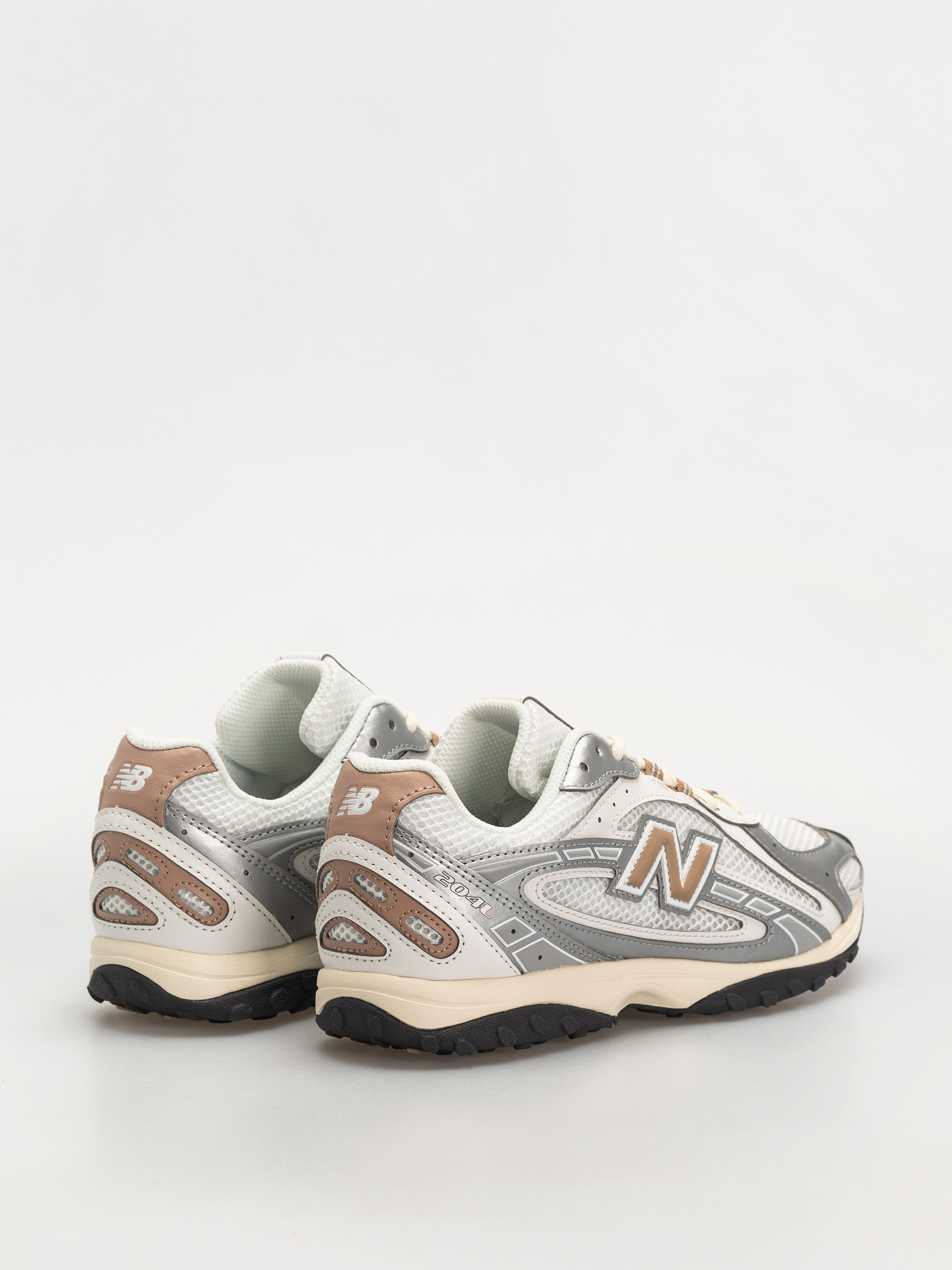 New Balance 204 Shoes (silver metallic)