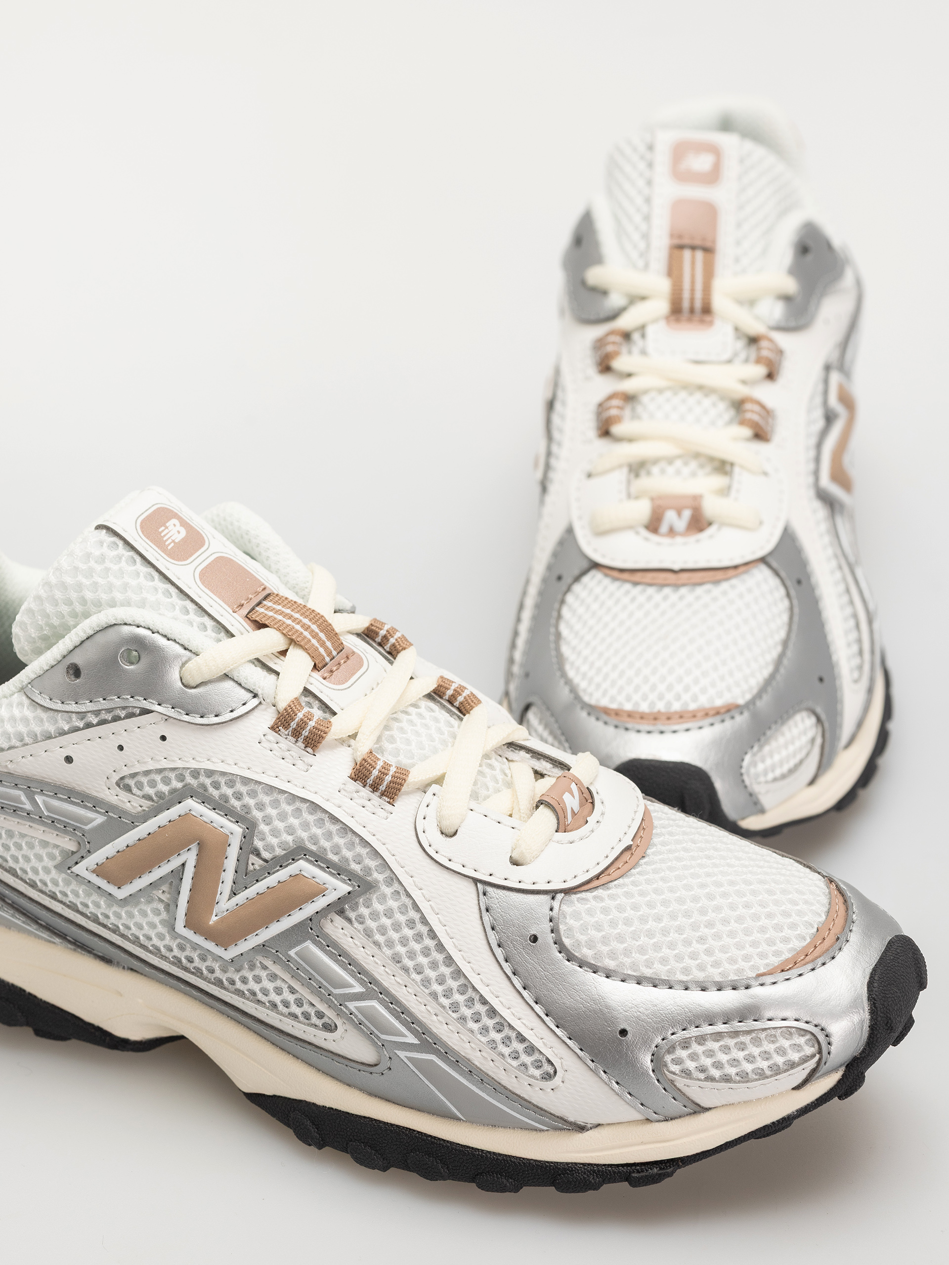 New Balance 204 Schuhe (silver metallic)