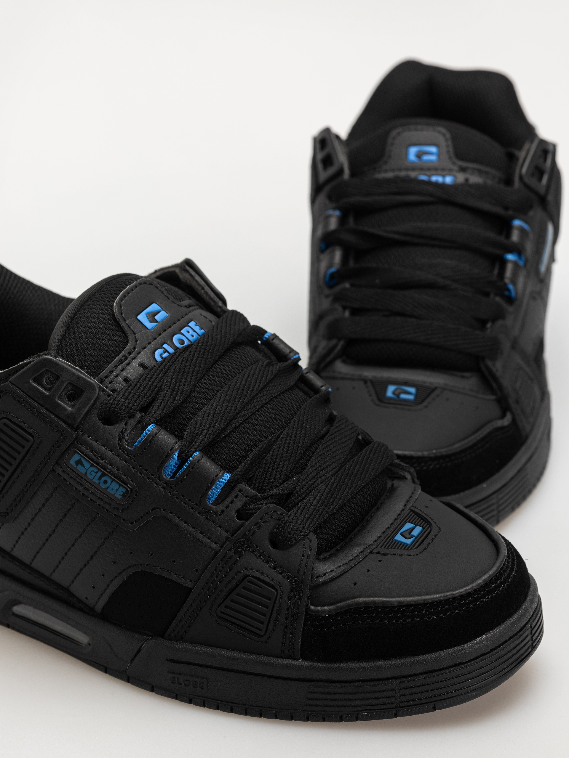 Globe Sabre Schuhe (onyx/blue)