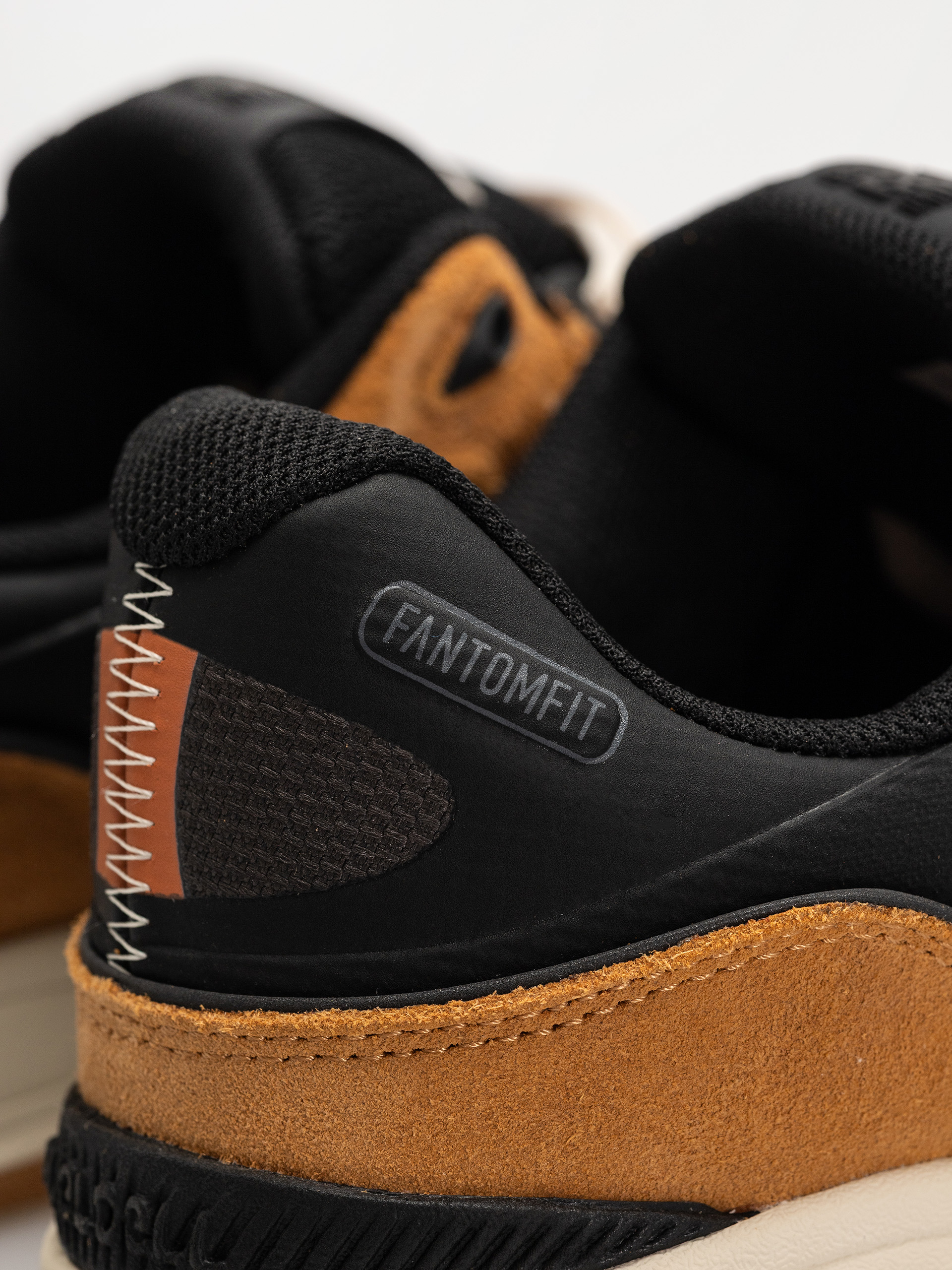 New Balance Schuhe 1010 (brown)