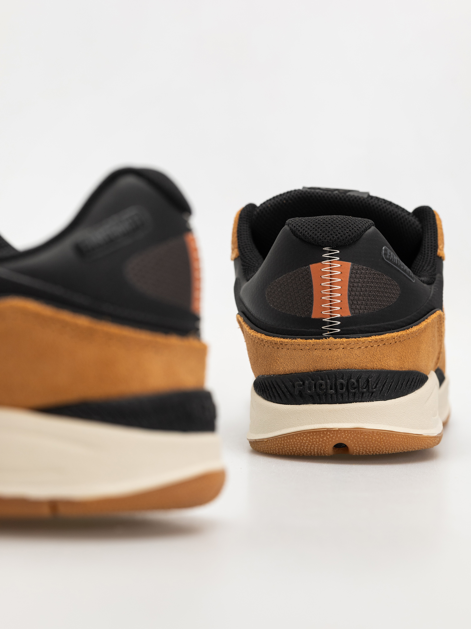 New Balance Schuhe 1010 (brown)