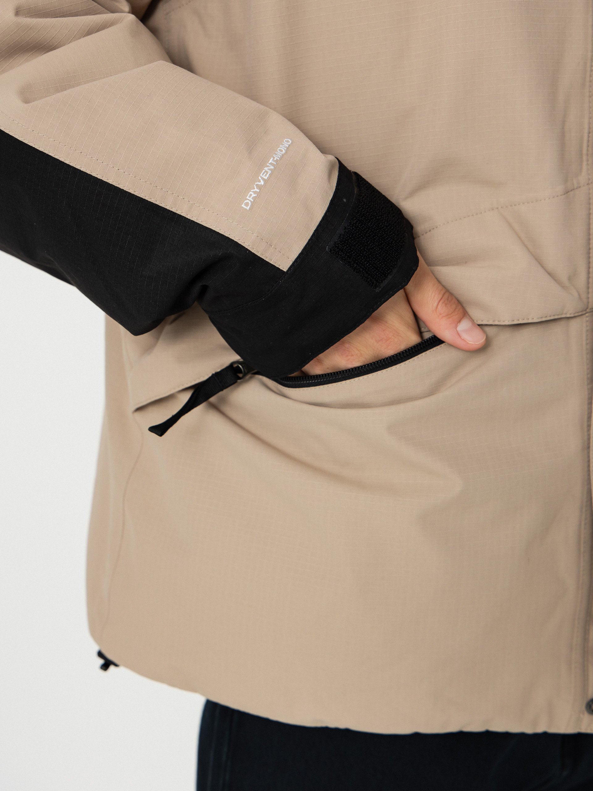 The North Face Mountain Down Jacket (mushroom grey/tnf black)