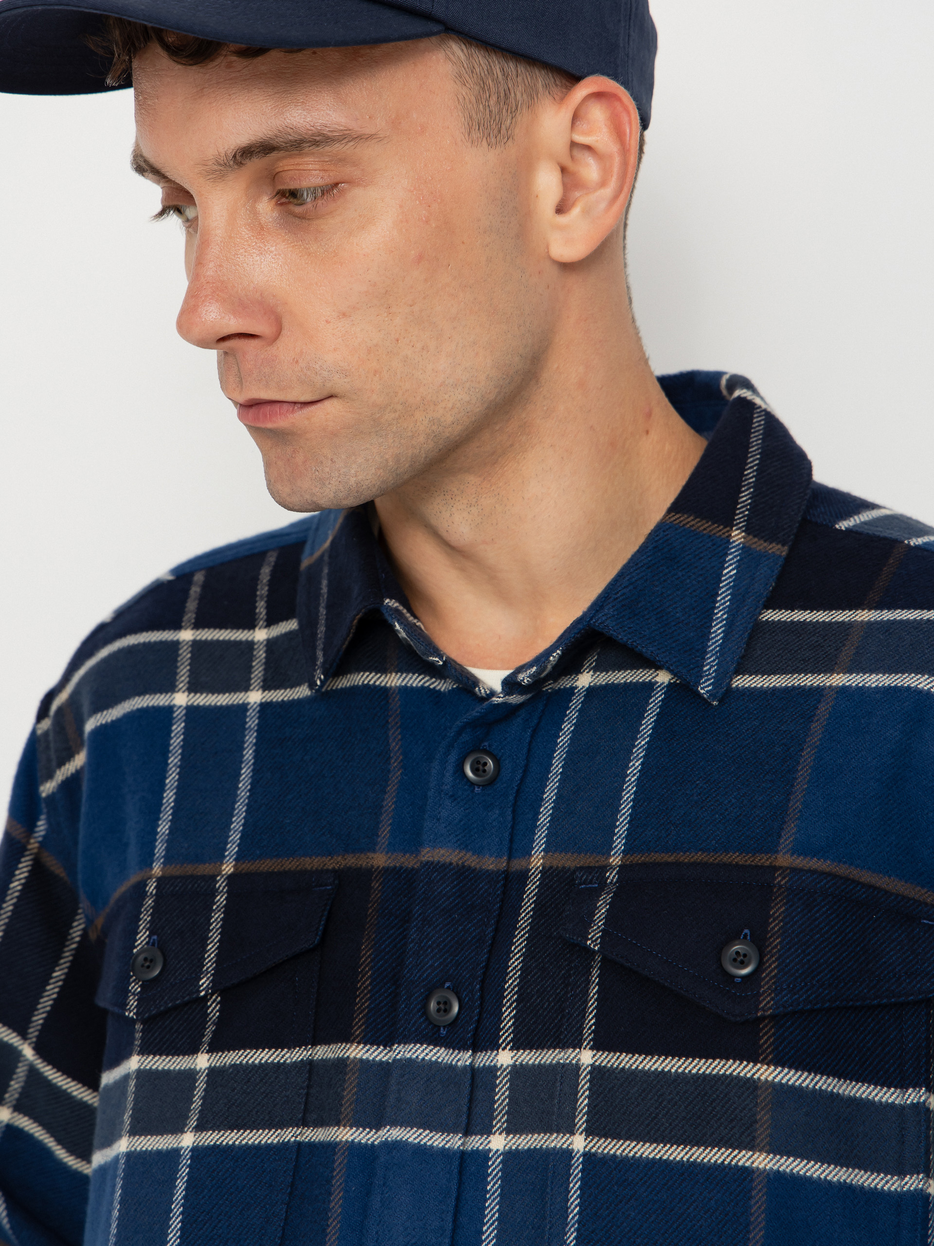 Patagonia Fjord Flannel Shirt (cycles sunken blue)