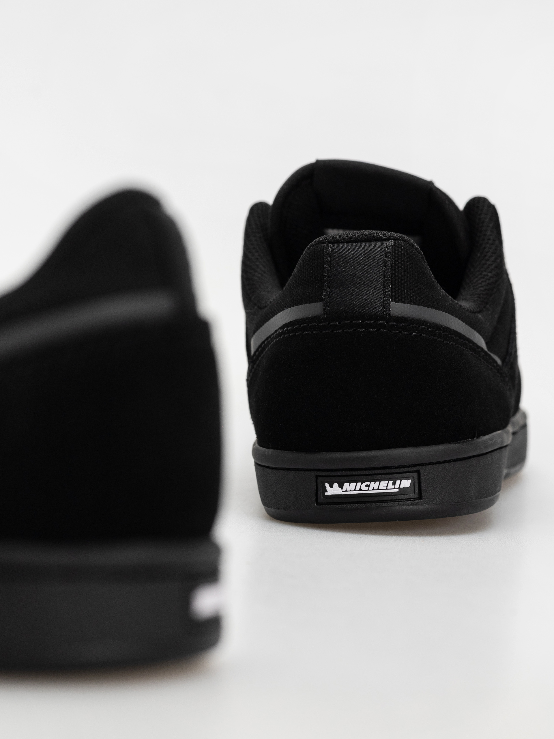 Etnies Marana Shoes (black dirty wash)