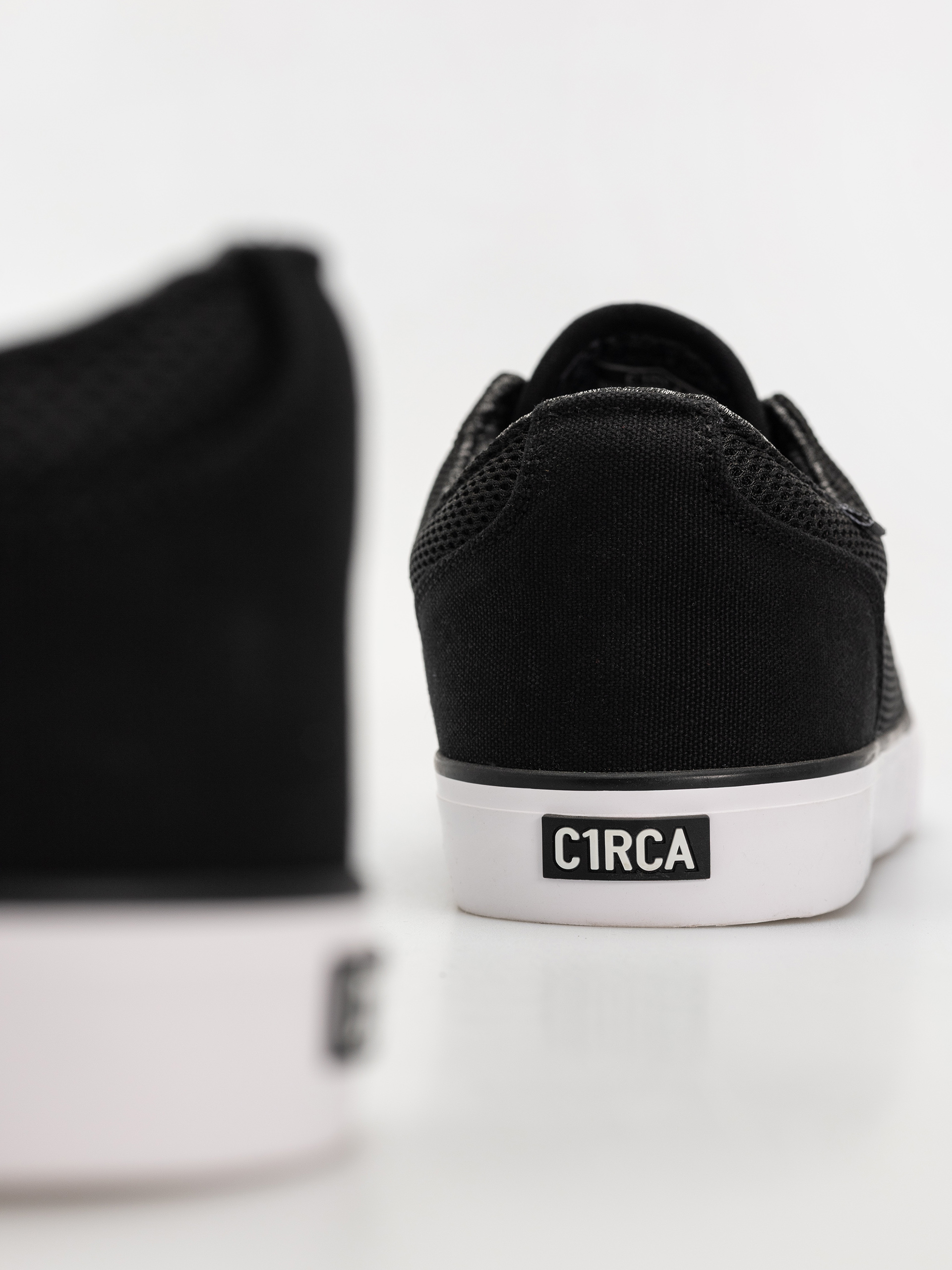 Circa Drifter Shoes (black/white/mesh/canvas)