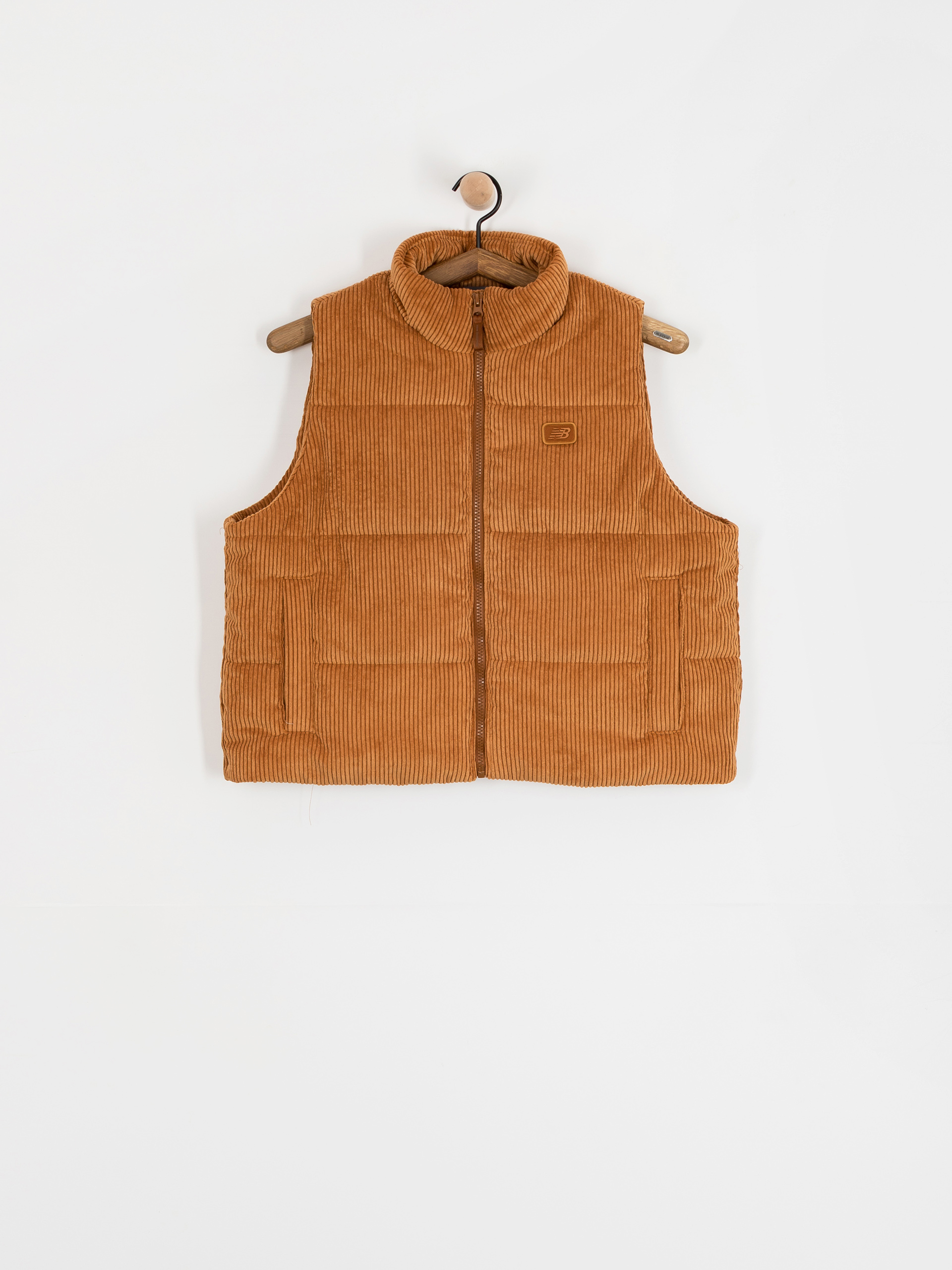 New Balance Wide Wale Corduroy Wmn Vest (brown)