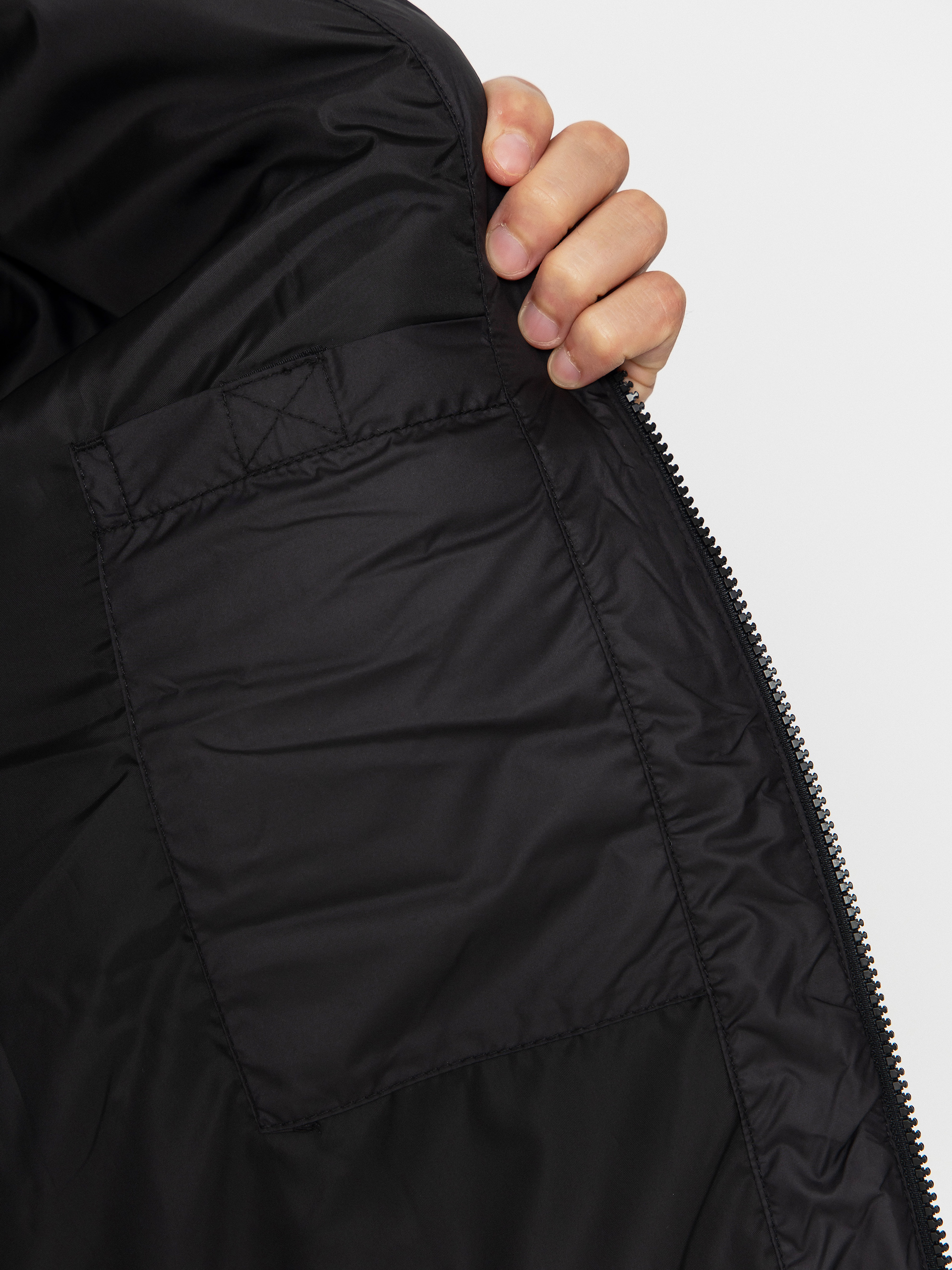 Vans Mte Hillgate Puffer Jacket (black)
