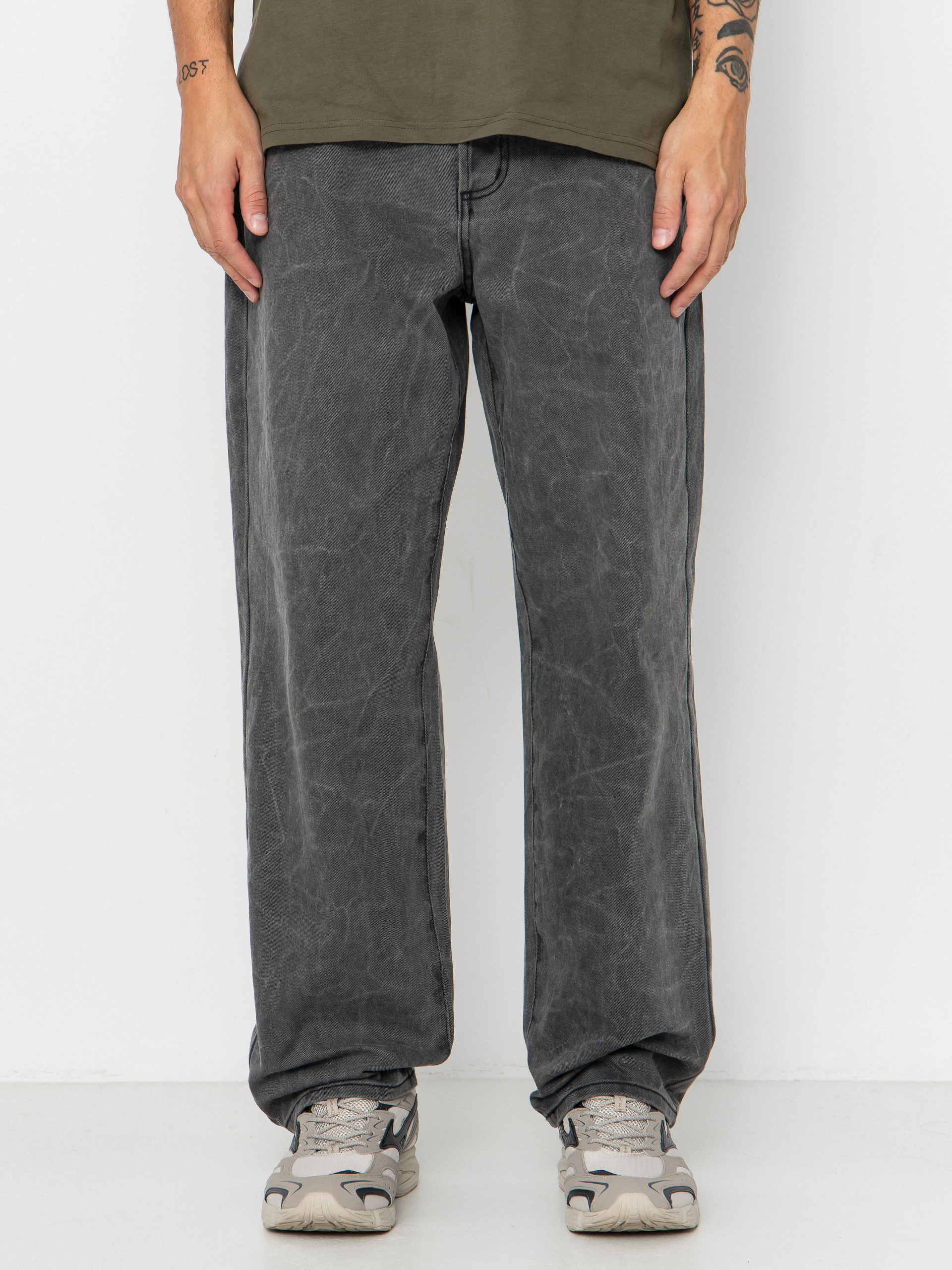 OBEY Classic Wrinkle Baggy Denim Pants - black (black wrinkle wash)