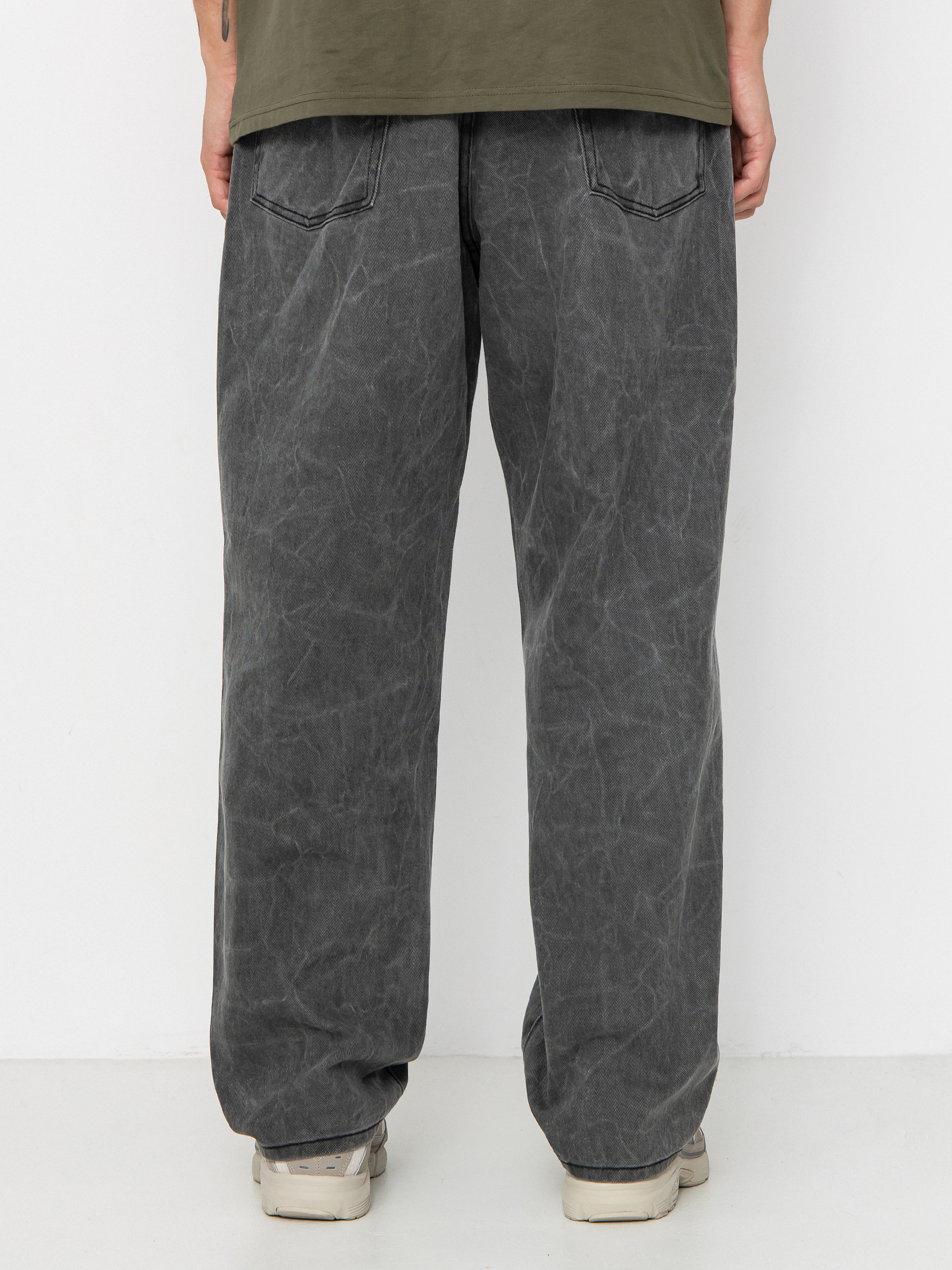 OBEY Classic Wrinkle Baggy Denim Pants (black wrinkle wash)