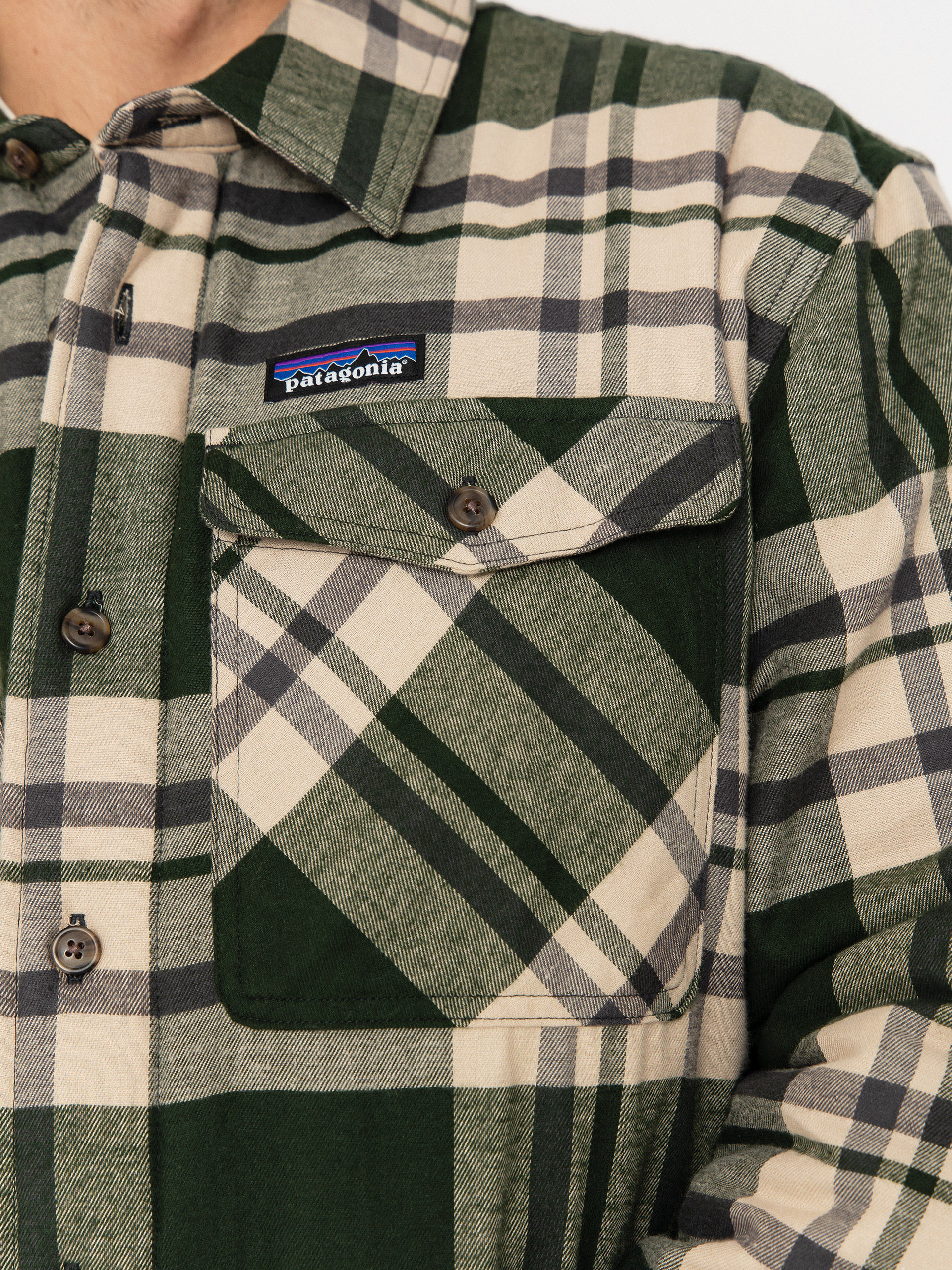 Patagonia Shirt LW Insulated Fjord Flannel - green (ashore old