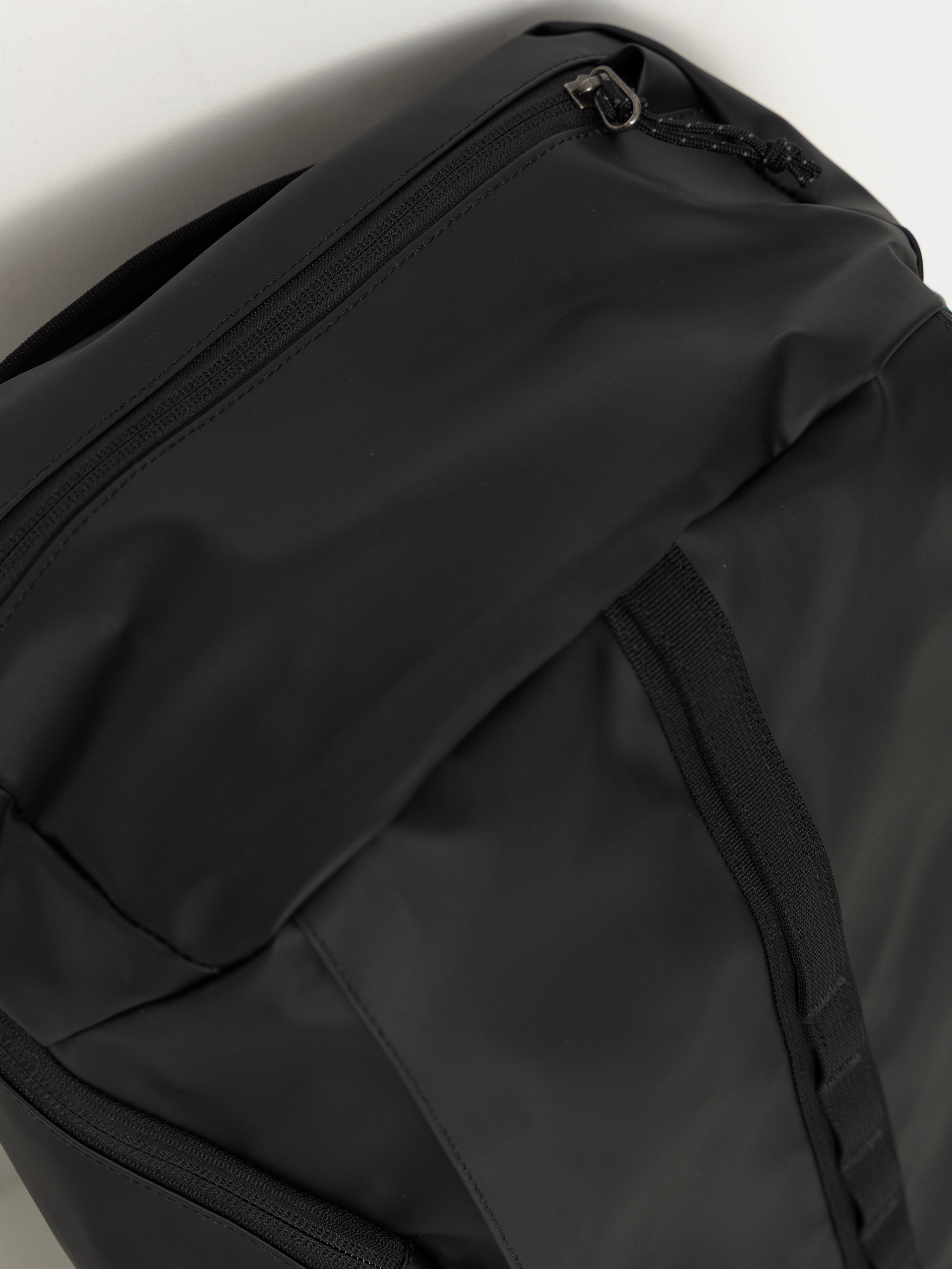 Patagonia Rucksack Black Hole Pack 25L (black w/black)