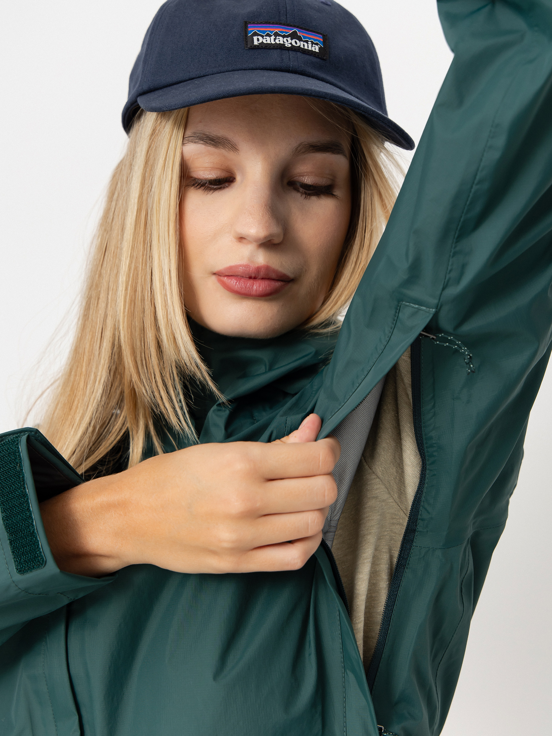 Patagonia Jacket Torrentshell 3L Wmn (cascade green)