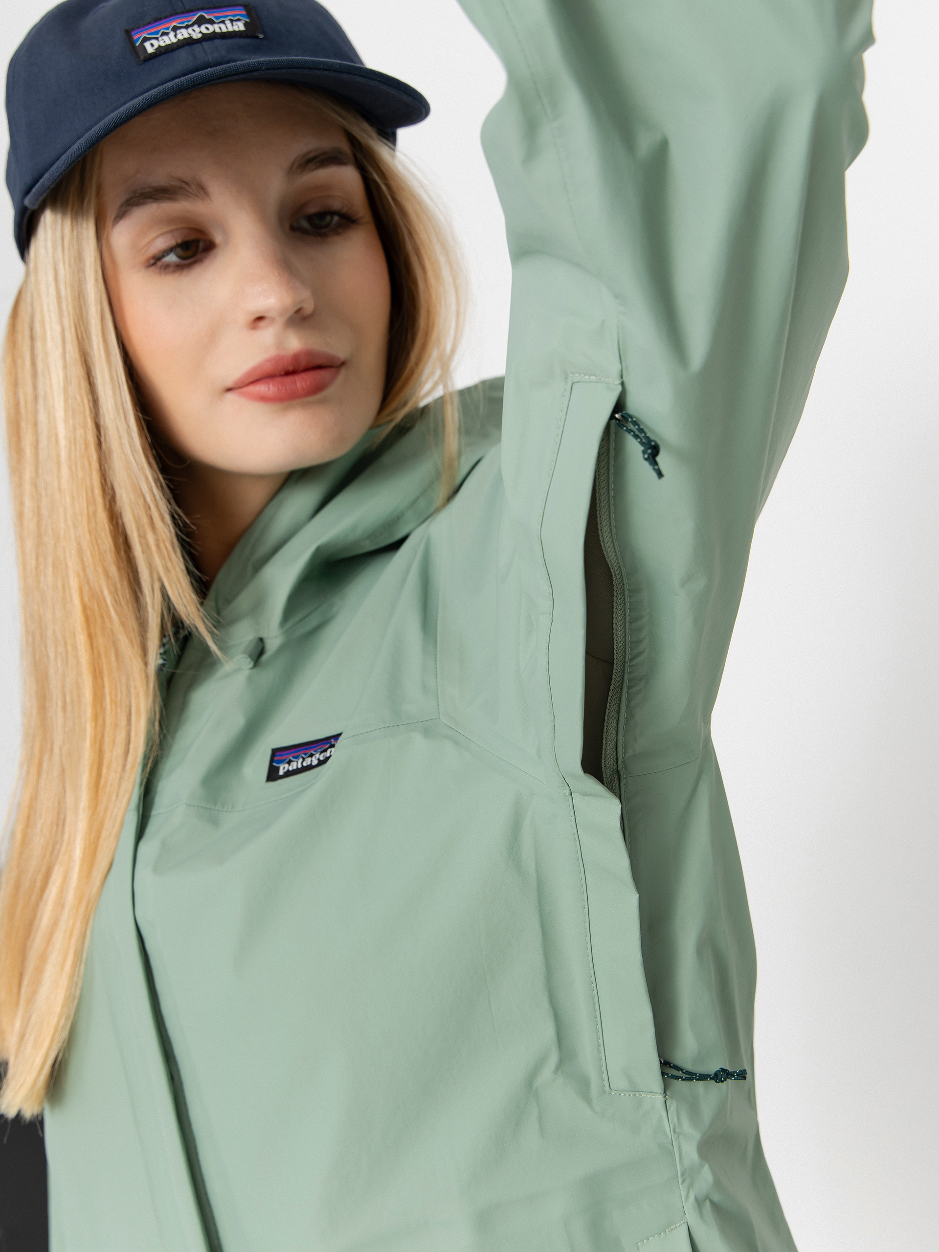 Patagonia Jacke Torrentshell 3L Wmn (ellwood green)