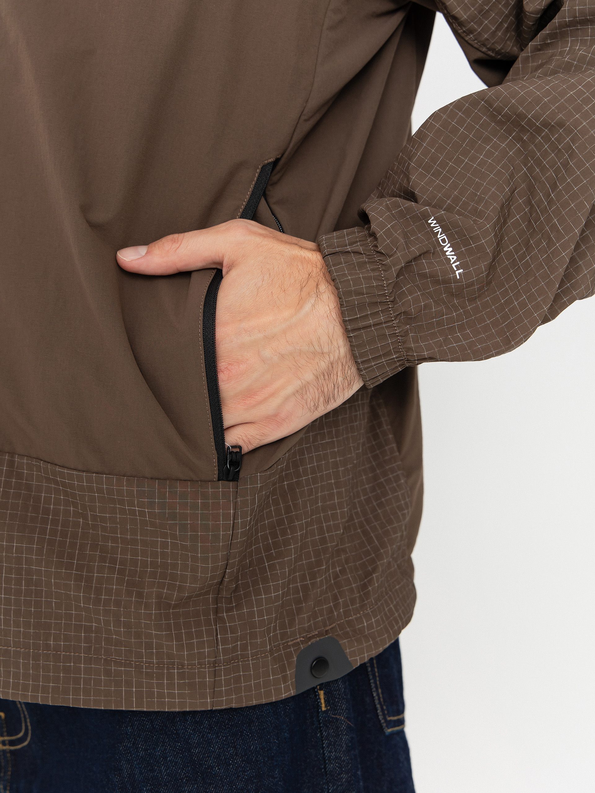 The North Face Hke Utility Wind Jacket (smokey brown)