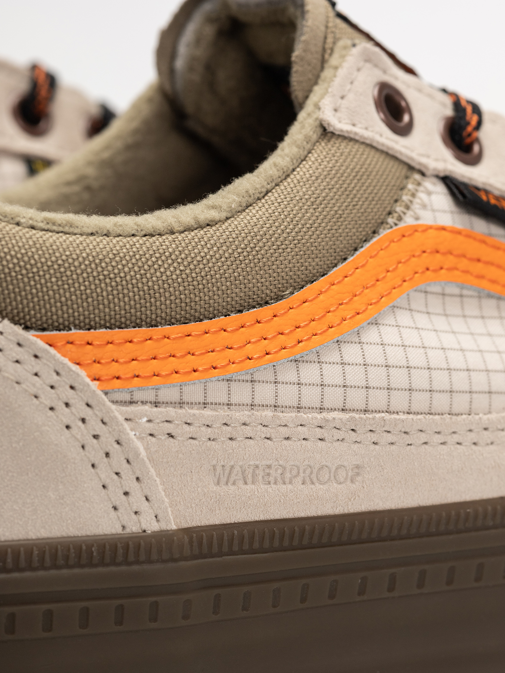 Vans Mte Old Skool Waterproof Insulated Schuhe (taupe/orange)