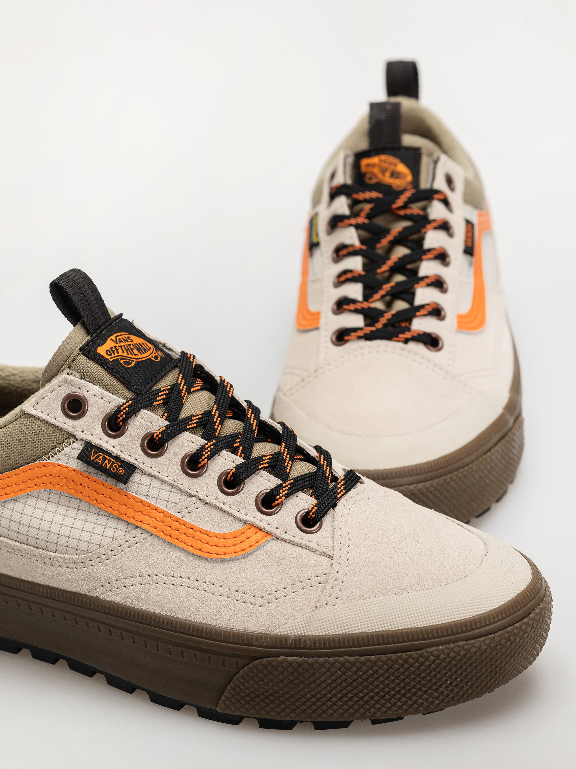Vans Mte Old Skool Waterproof Insulated Schuhe (taupe/orange)