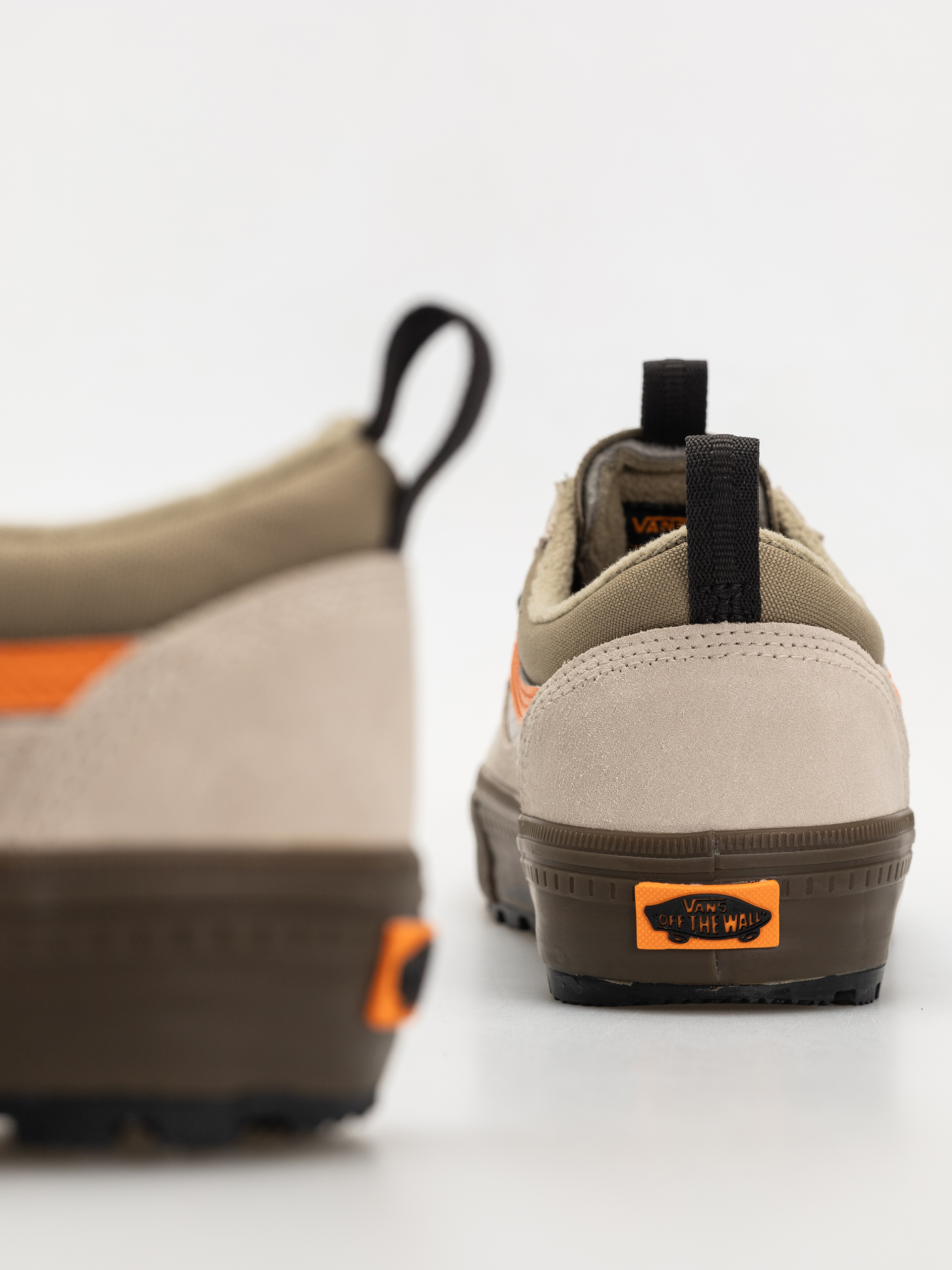 Vans Mte Old Skool Waterproof Insulated Shoes (taupe/orange)