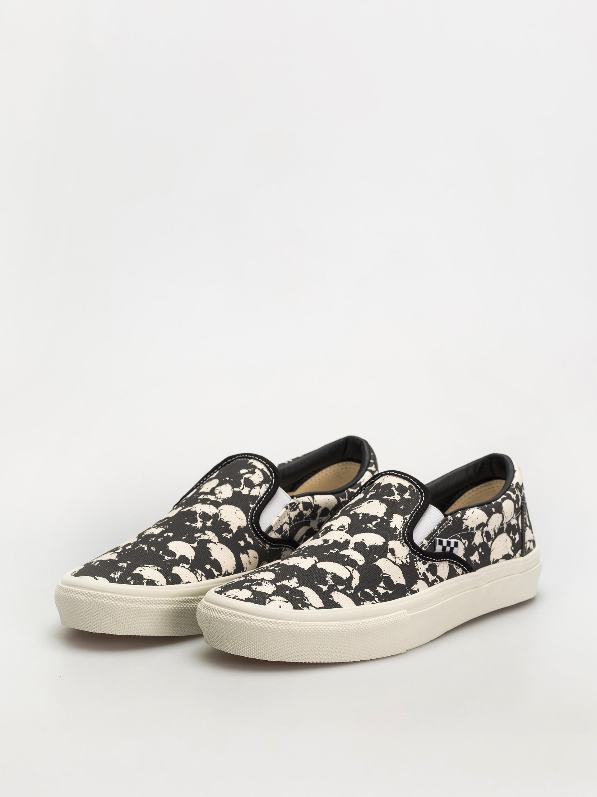 Vans Skate Slip On Shoes (skull pile black/white/gum)