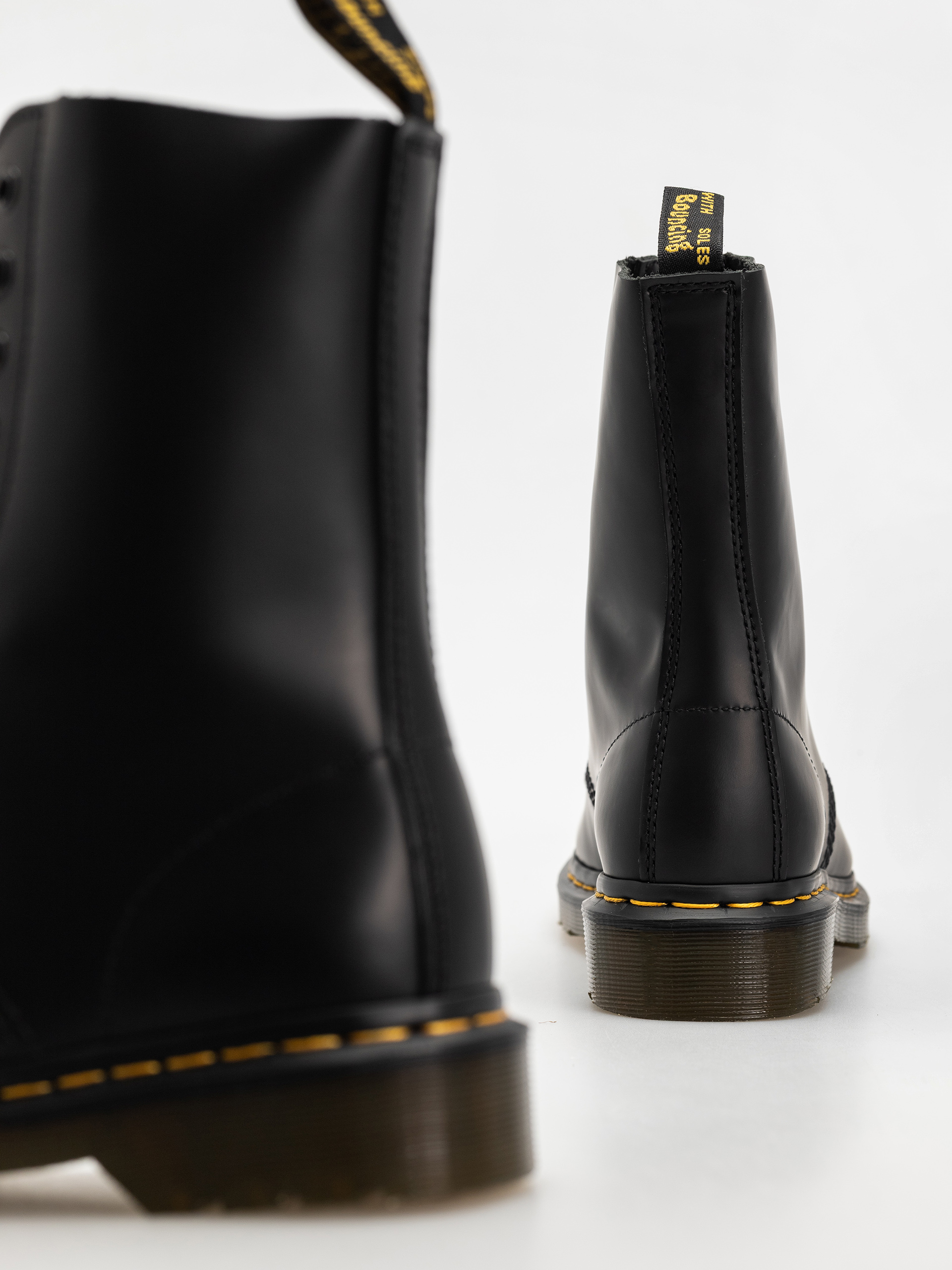 Dr. Martens 1490 Shoes (black smooth)