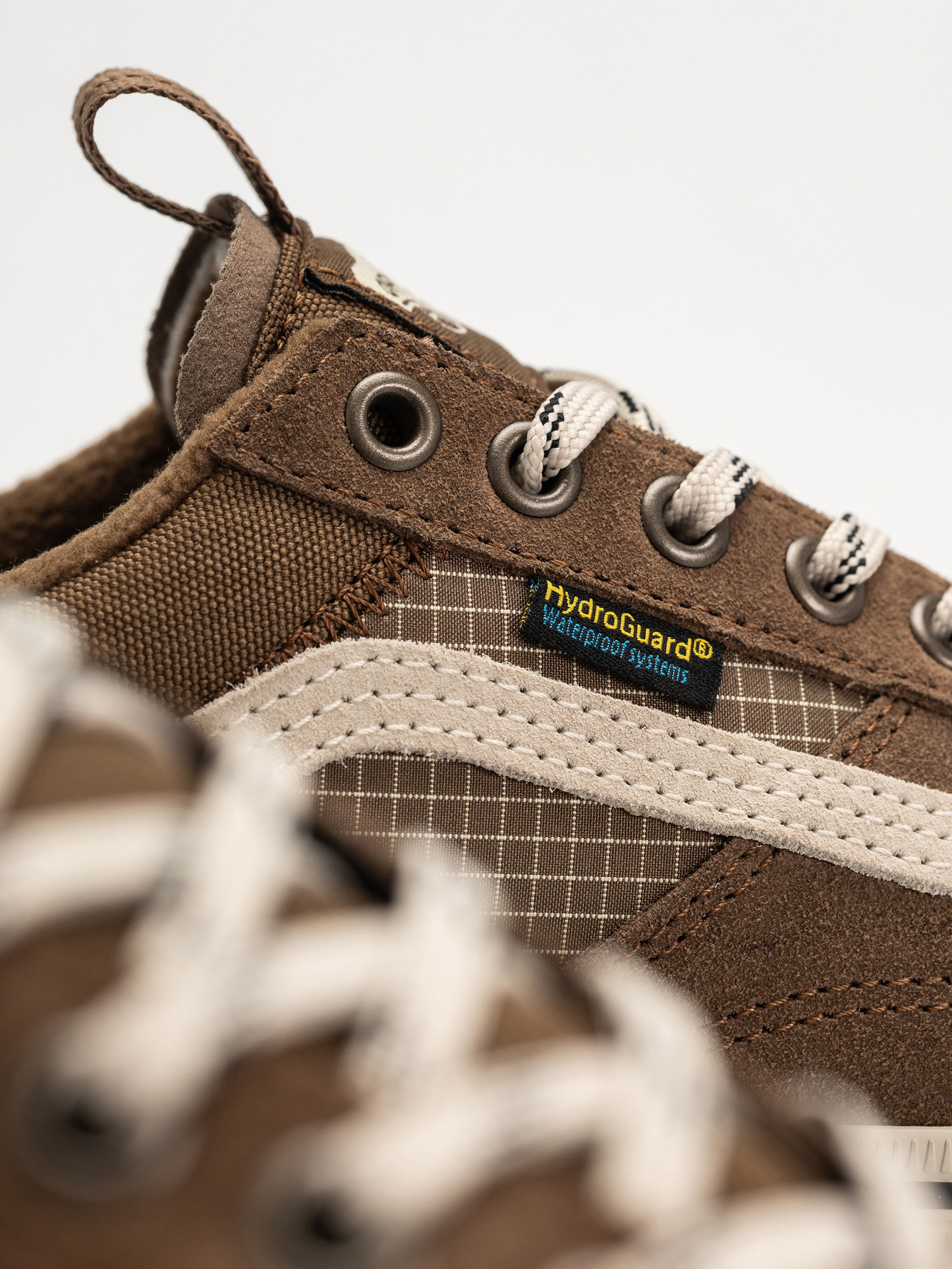 Vans Mte Old Skool Waterproof Insulated Shoes (brown/gum)