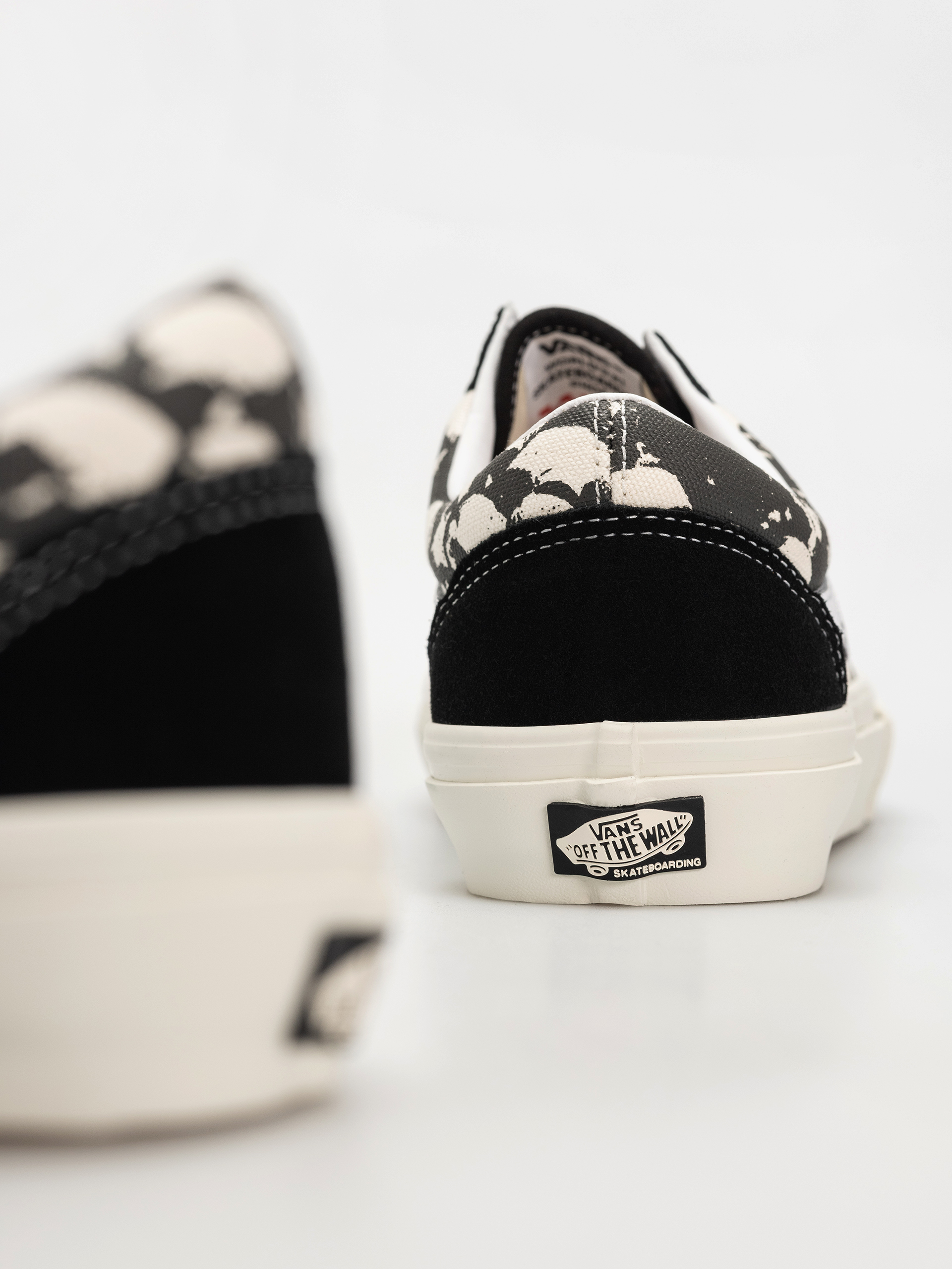 Vans Skate Old Skool Shoes (skull pile black/white/gum)
