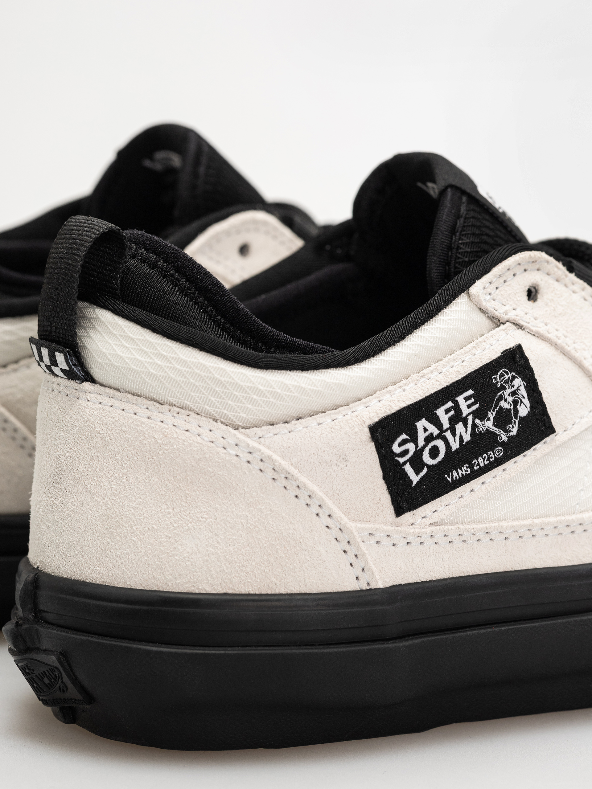 Vans Skate Safe Low Shoes (atiba bone white/black)