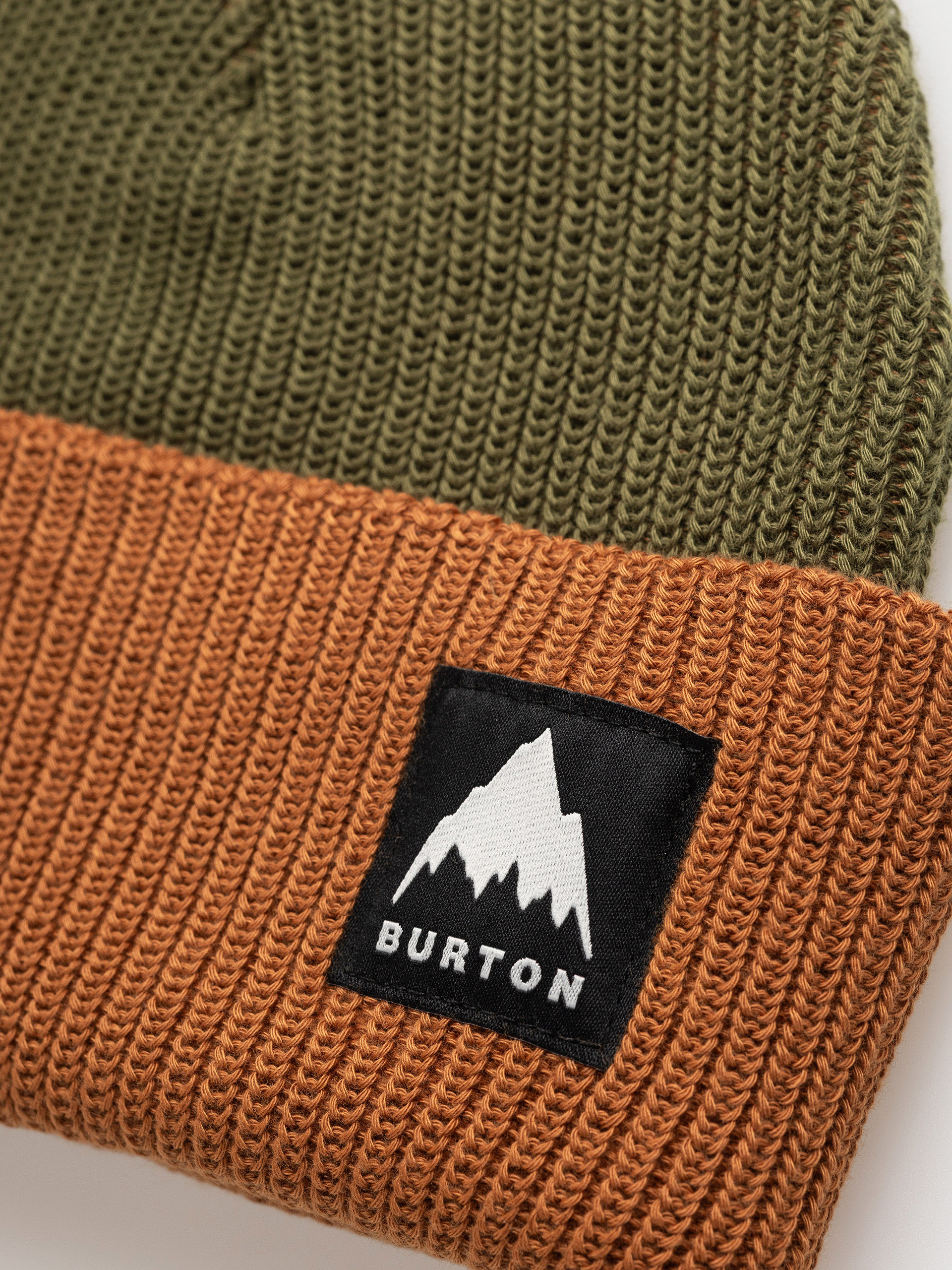 Burton Recycled VT Beanie (forest moss/chestnut brown)