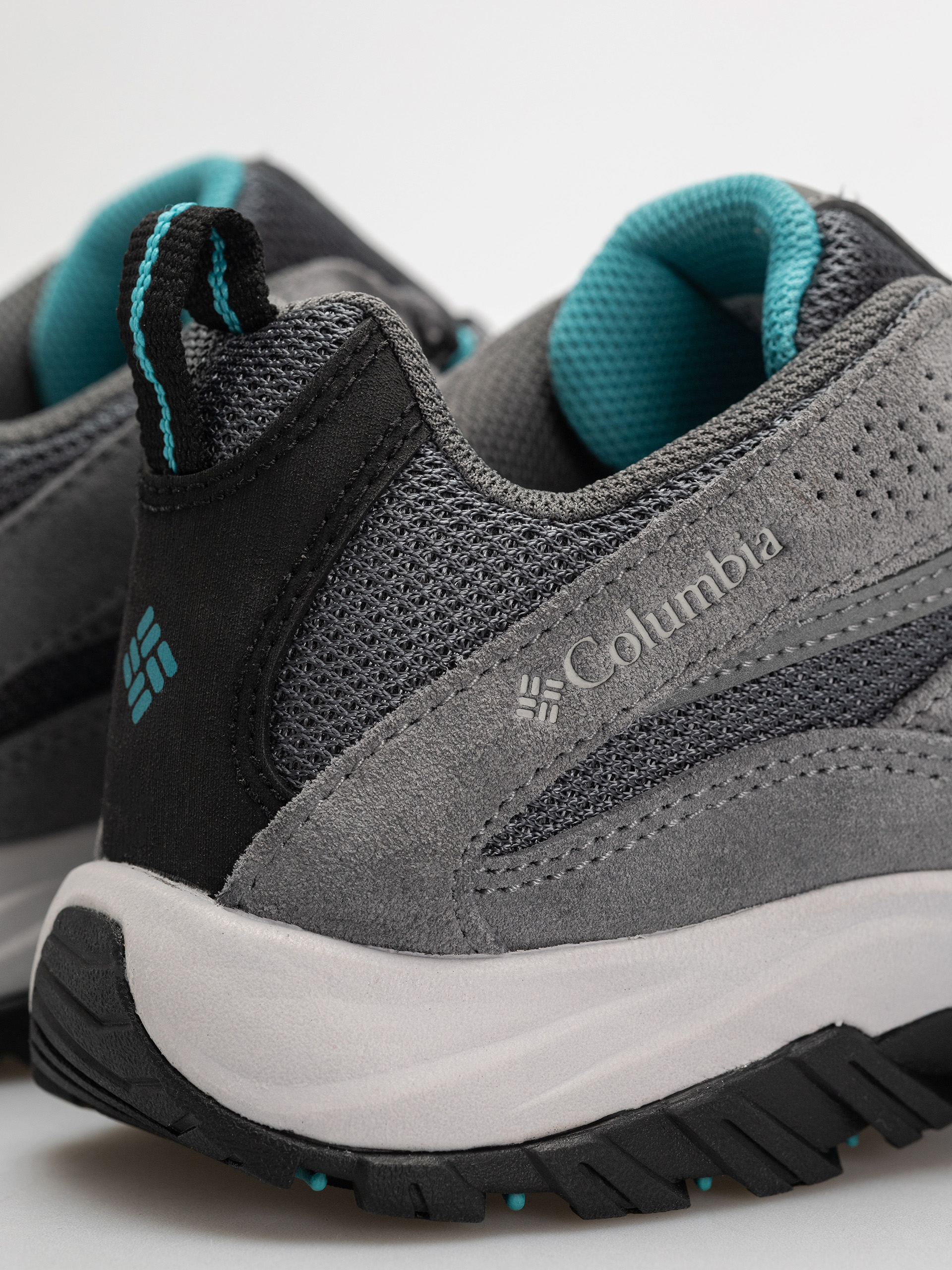 Columbia Crestwood Wmn Shoes (graphite/pacific rim)