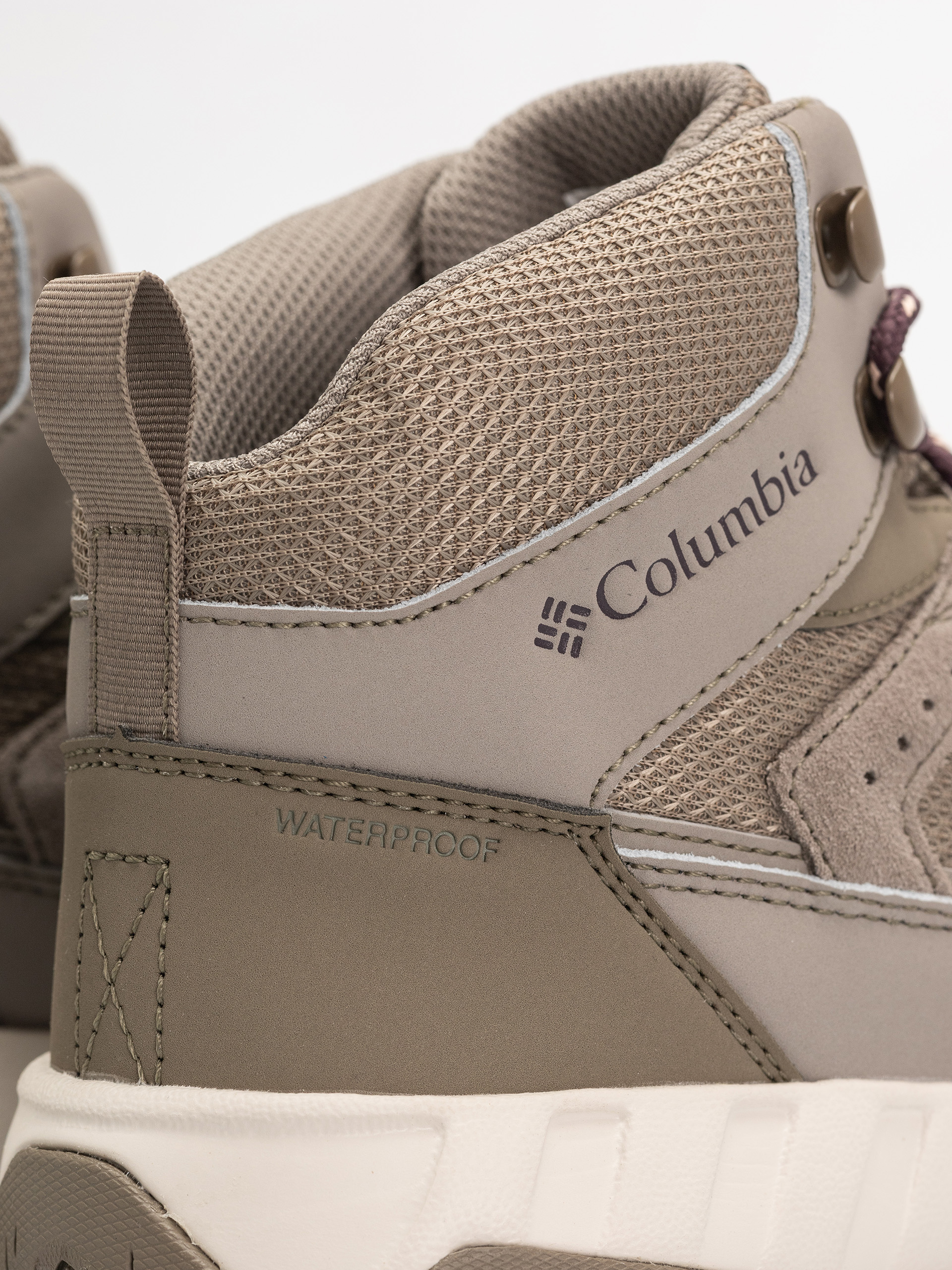 Columbia Strata Trail Mid WP Wmn Shoes (kettle/blush rose)