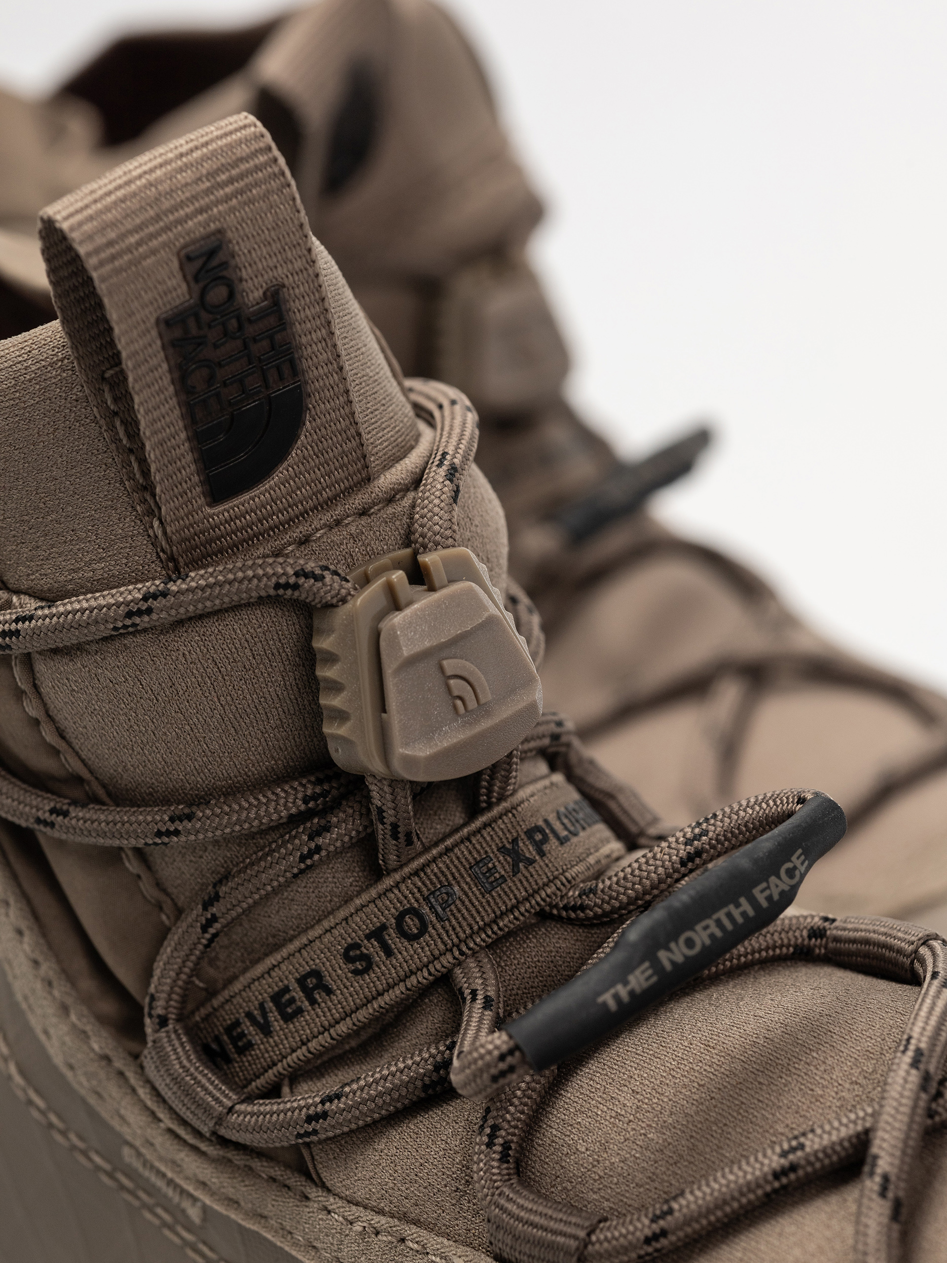 The North Face Base Camp 100 Wp Shoes (mocha brown/mocha brown)