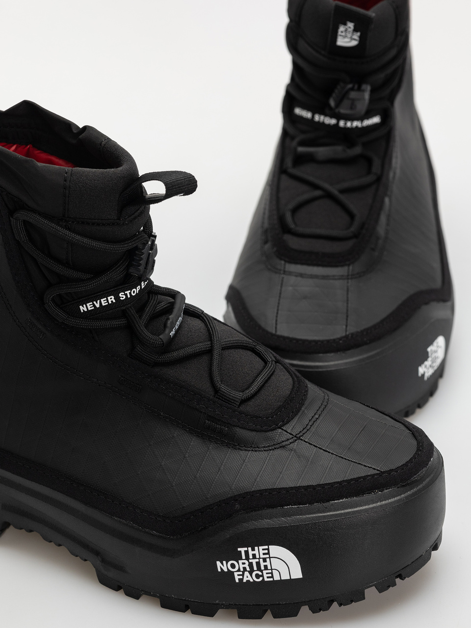 The North Face Base Camp 100 Wp Shoes (tnf black/tnf black)