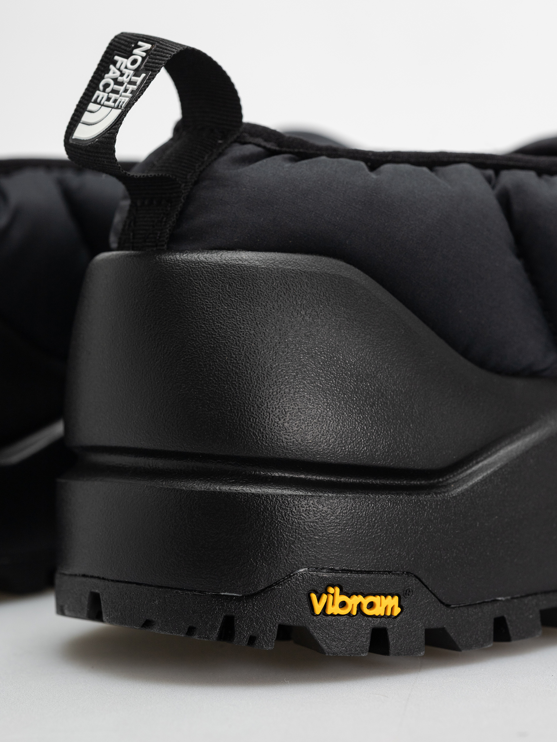 The North Face Base Camp Thermoball Mule Schuhe (tnf black/tnf black)