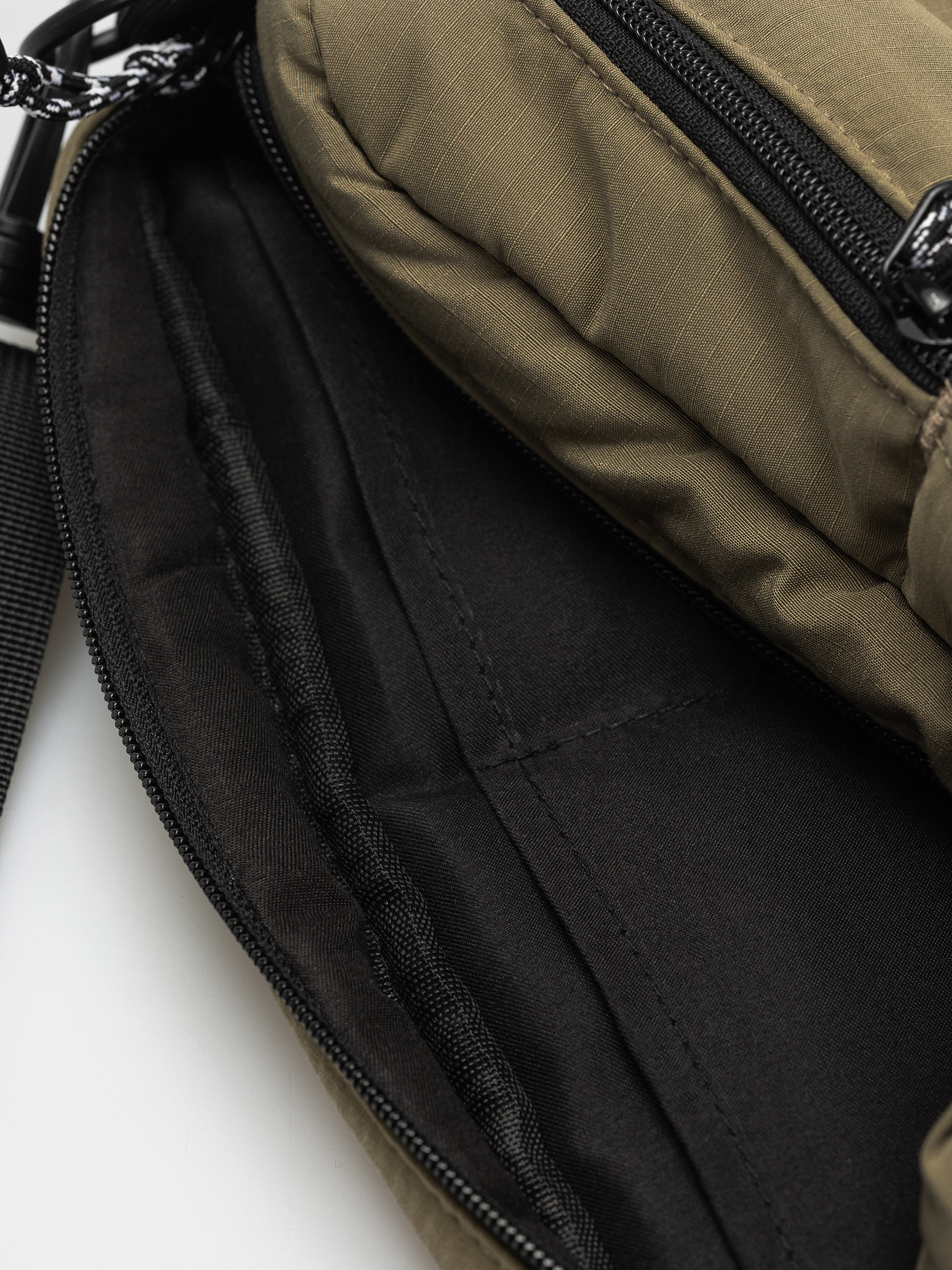 Iriedaily Schultertasche Ribtouch (olive)