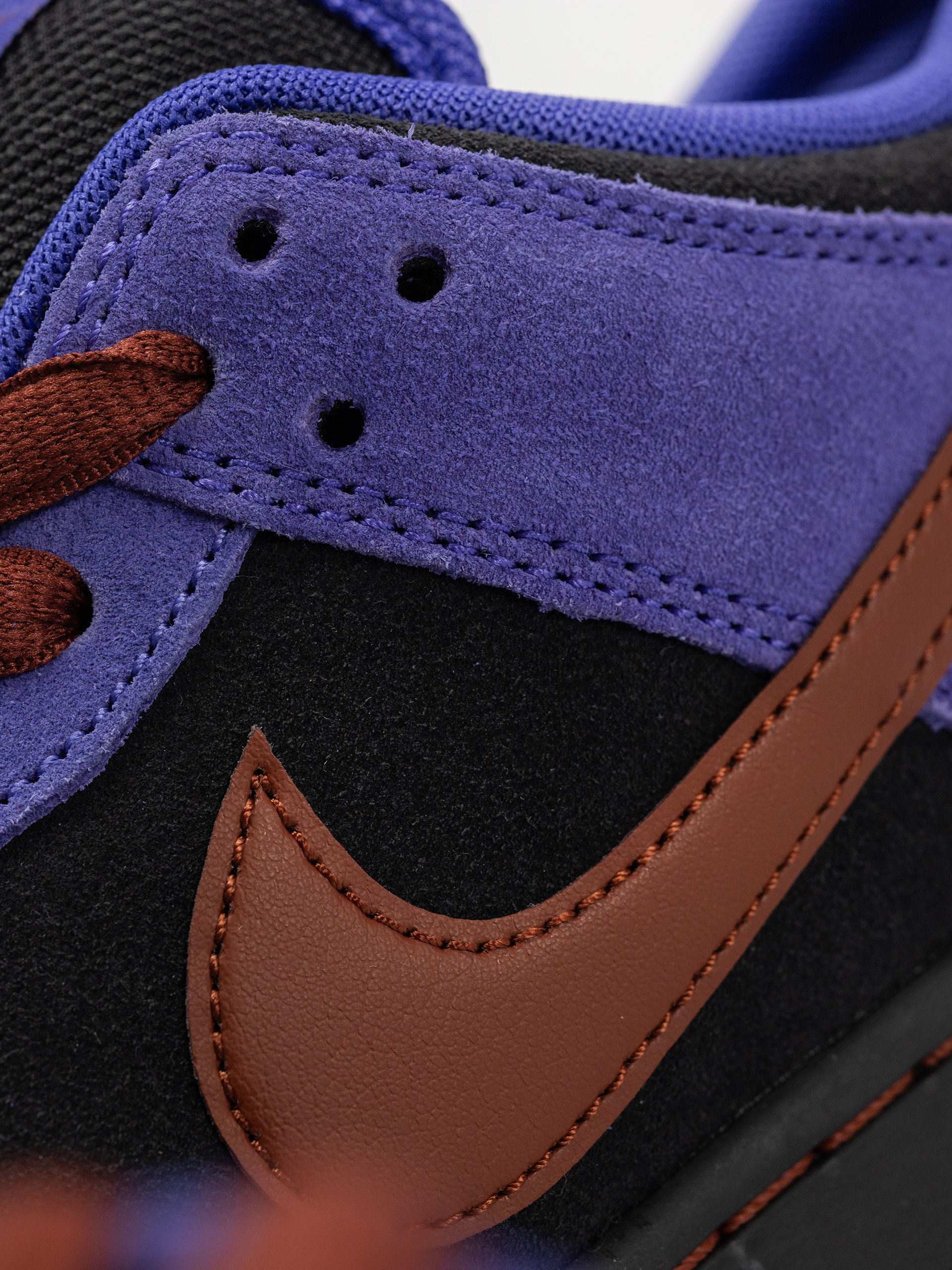 Nike SB Dunk Low Pro Schuhe (persian violet/cinnamon off noir)