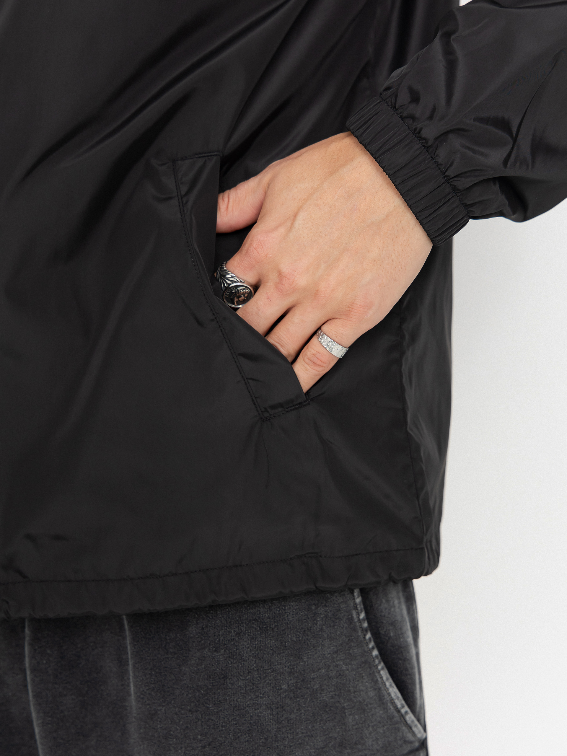 RipNDip Squabble Up Coach Jacket - black (black)