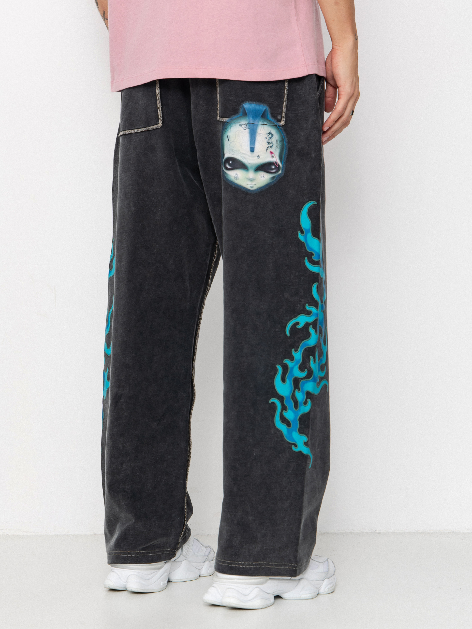 RipNDip Squabble Up Sweat Pants (black vintage wash)