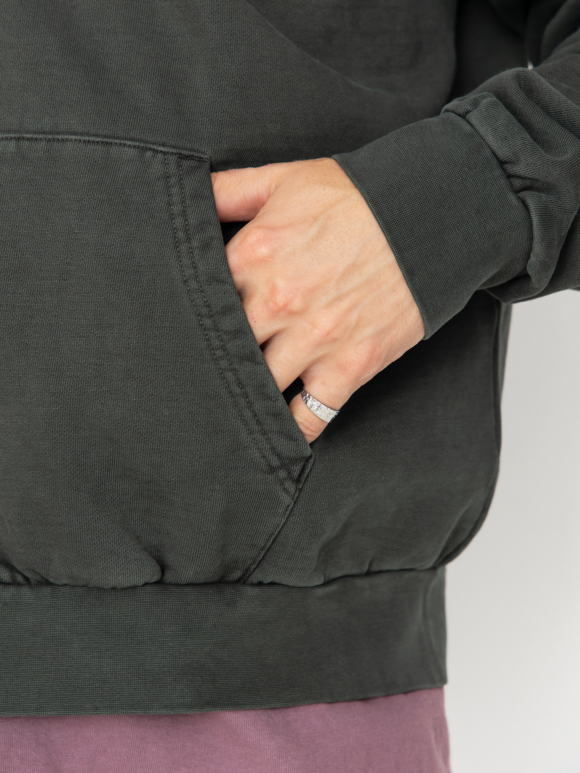 OBEY Lowercase Pigment ZHD Hoodie (pigment pirate black)