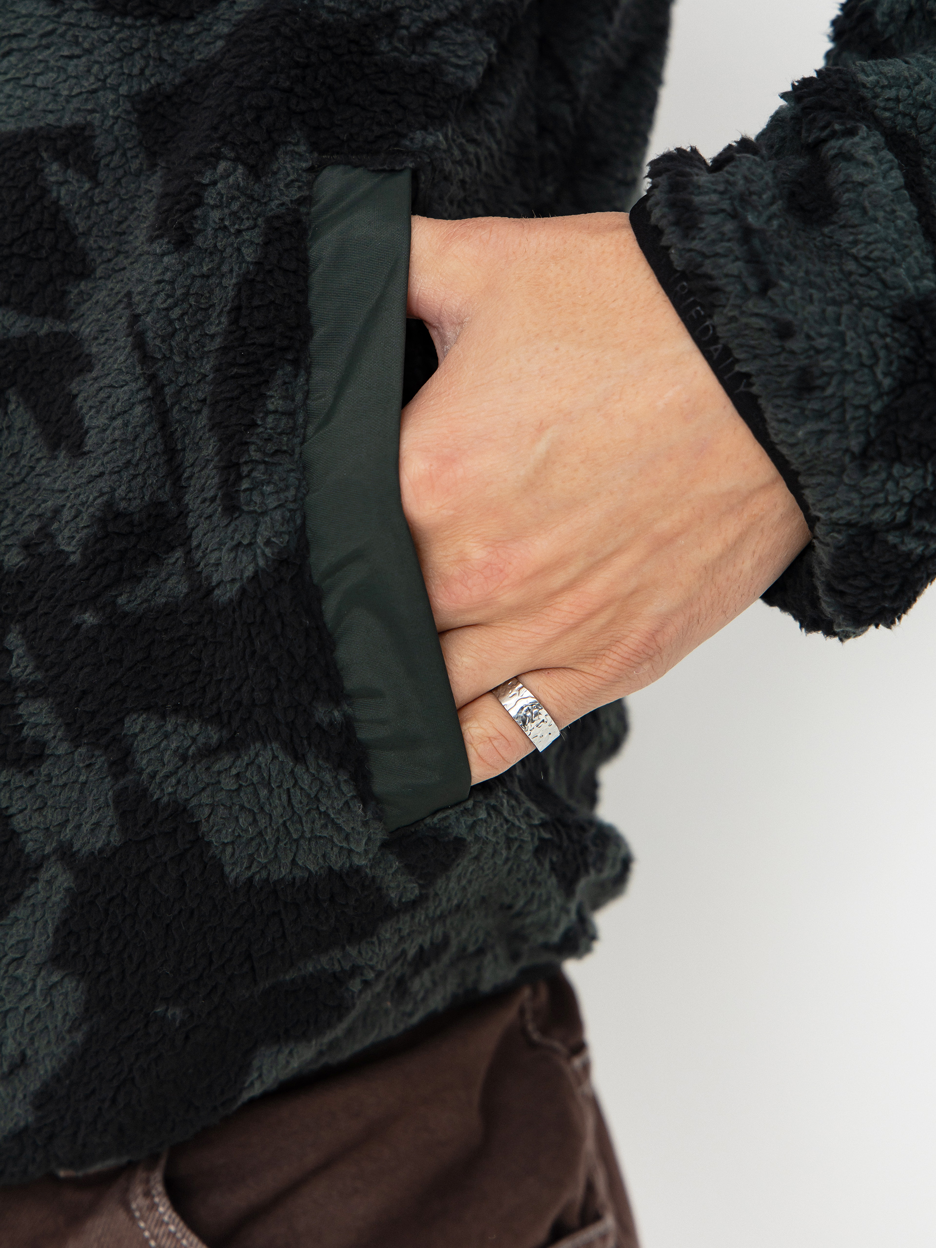 Iriedaily Insaneia Jacke (dark jungle)