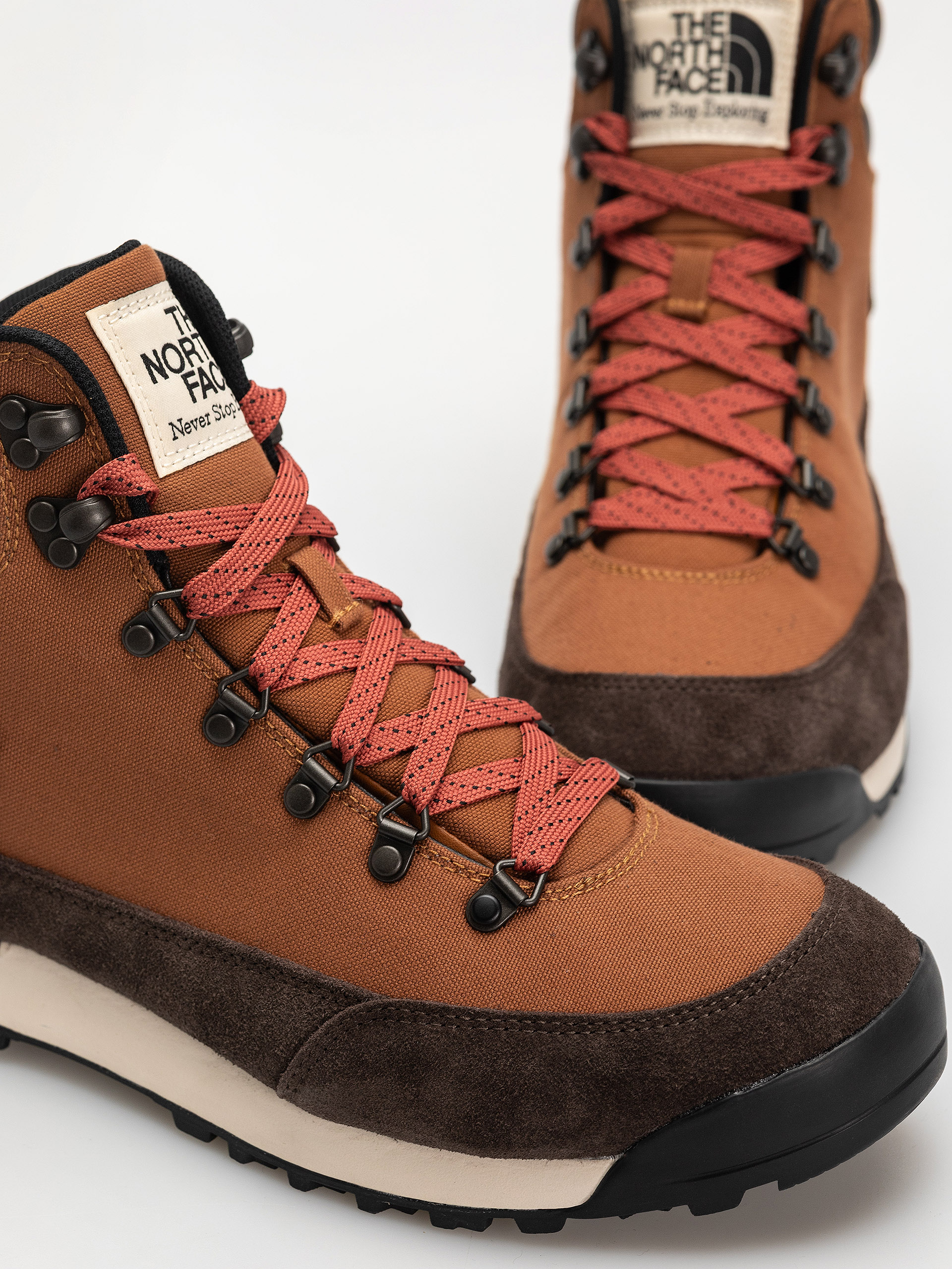 The North Face Shoes Back To Berkeley Iv Textile Wp (burnt umber/mars dust)