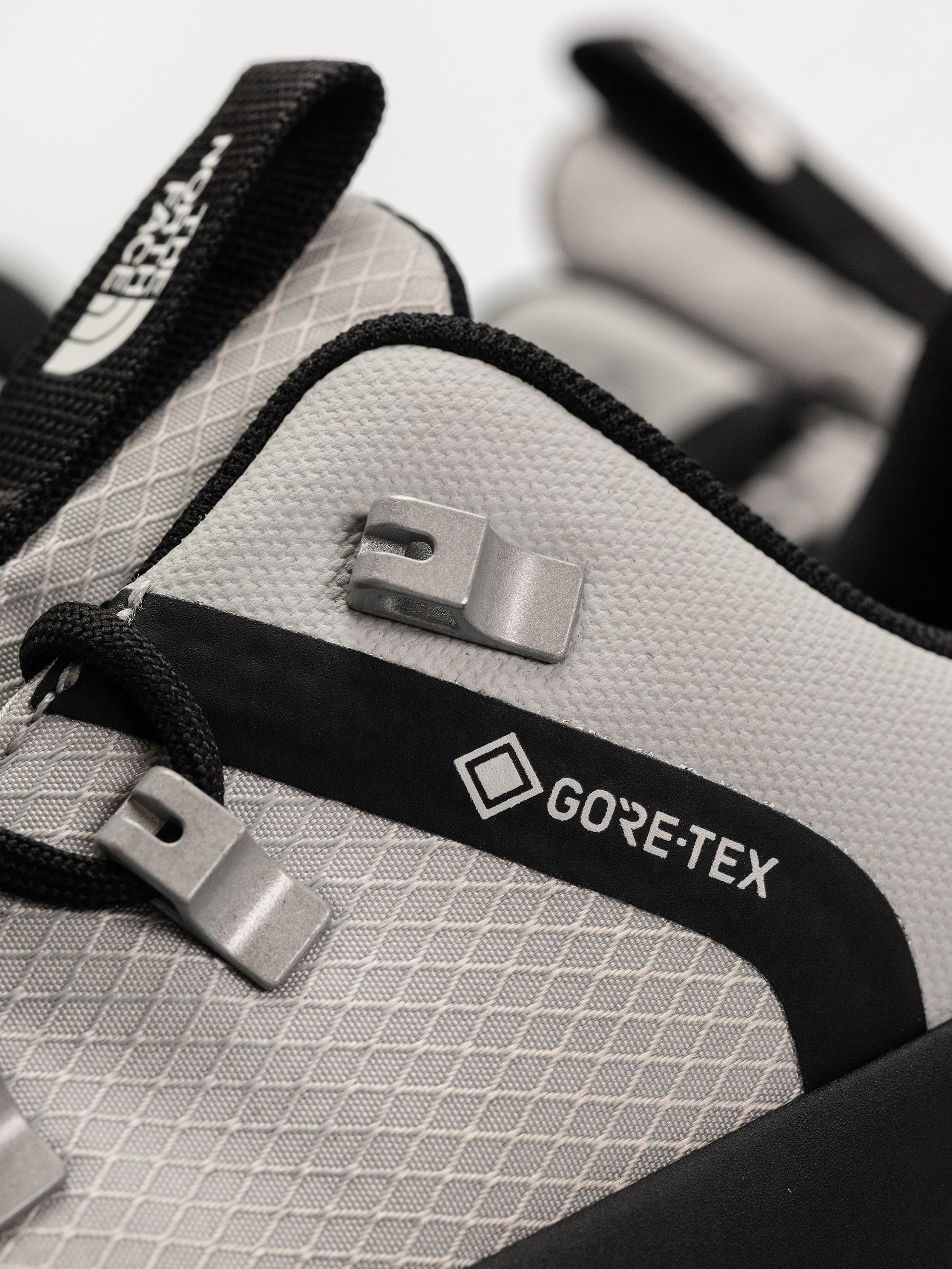 The North Face Schuhe Glenclyffe Low Gore Tex (high rise grey/tnf red)