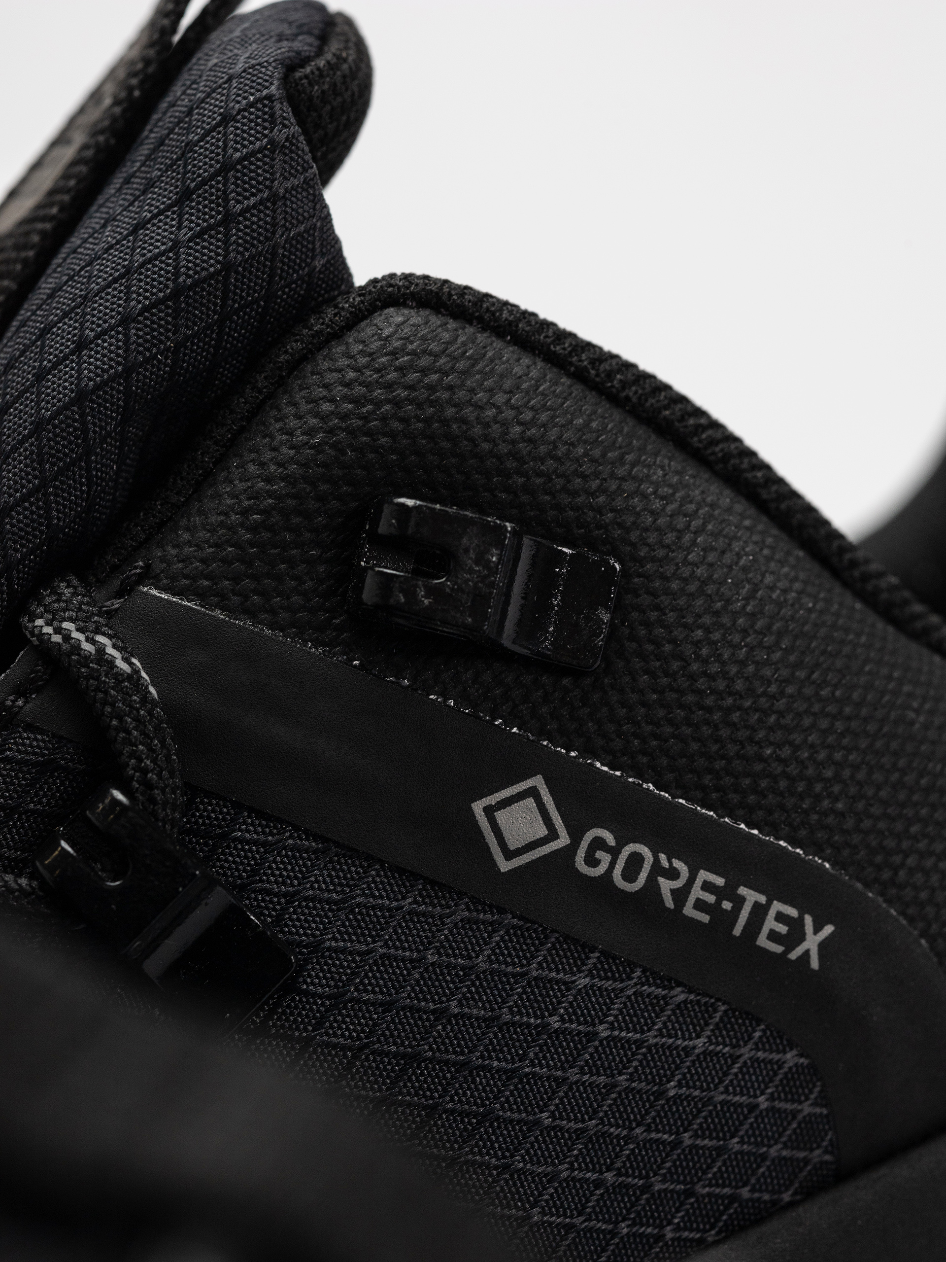 The North Face Shoes Glenclyffe Low Gore Tex (tnf black/tnf black)