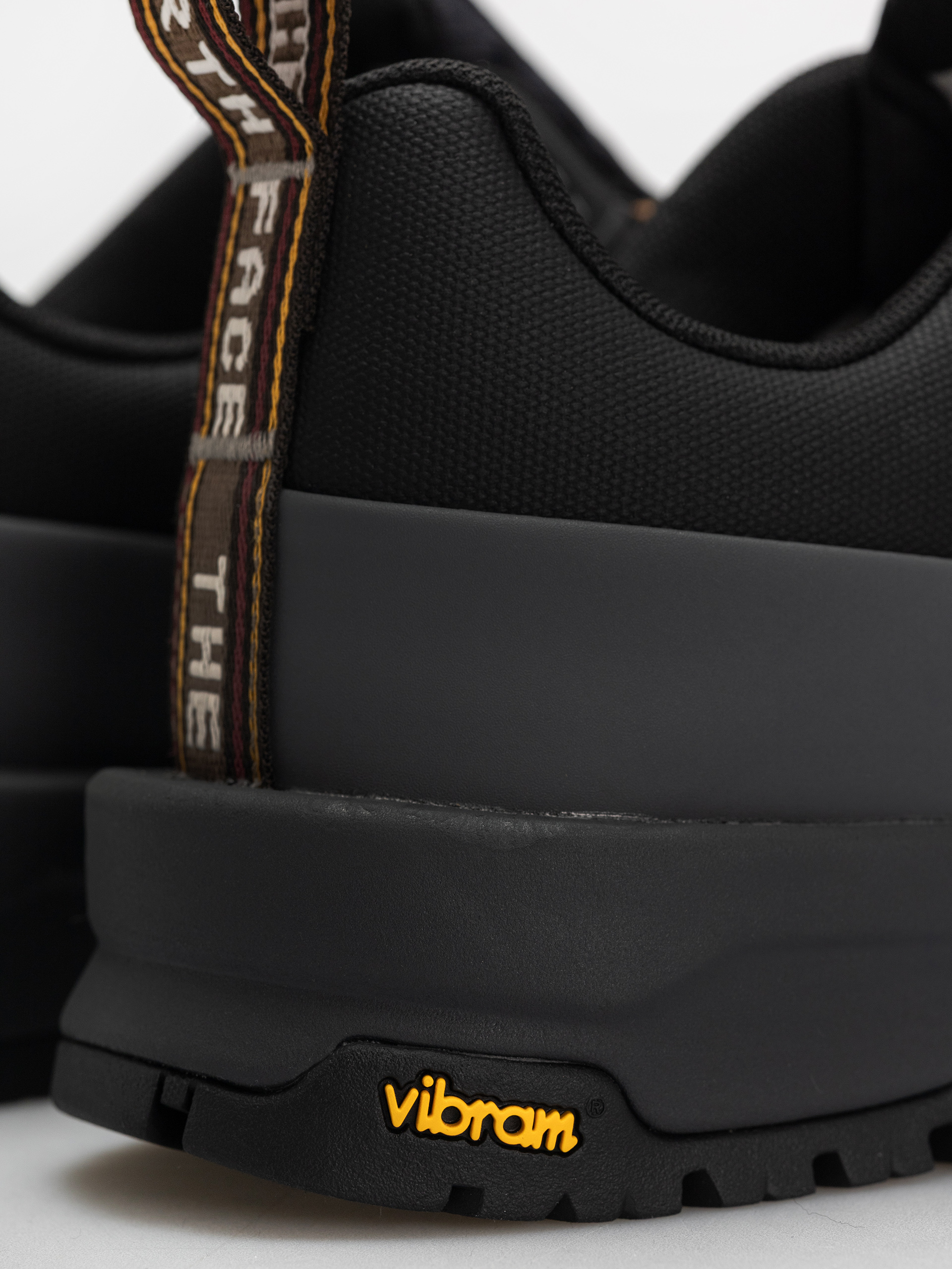 The North Face Shoes Glenclyffe Low Gore Tex (tnf black/anthracite gr)