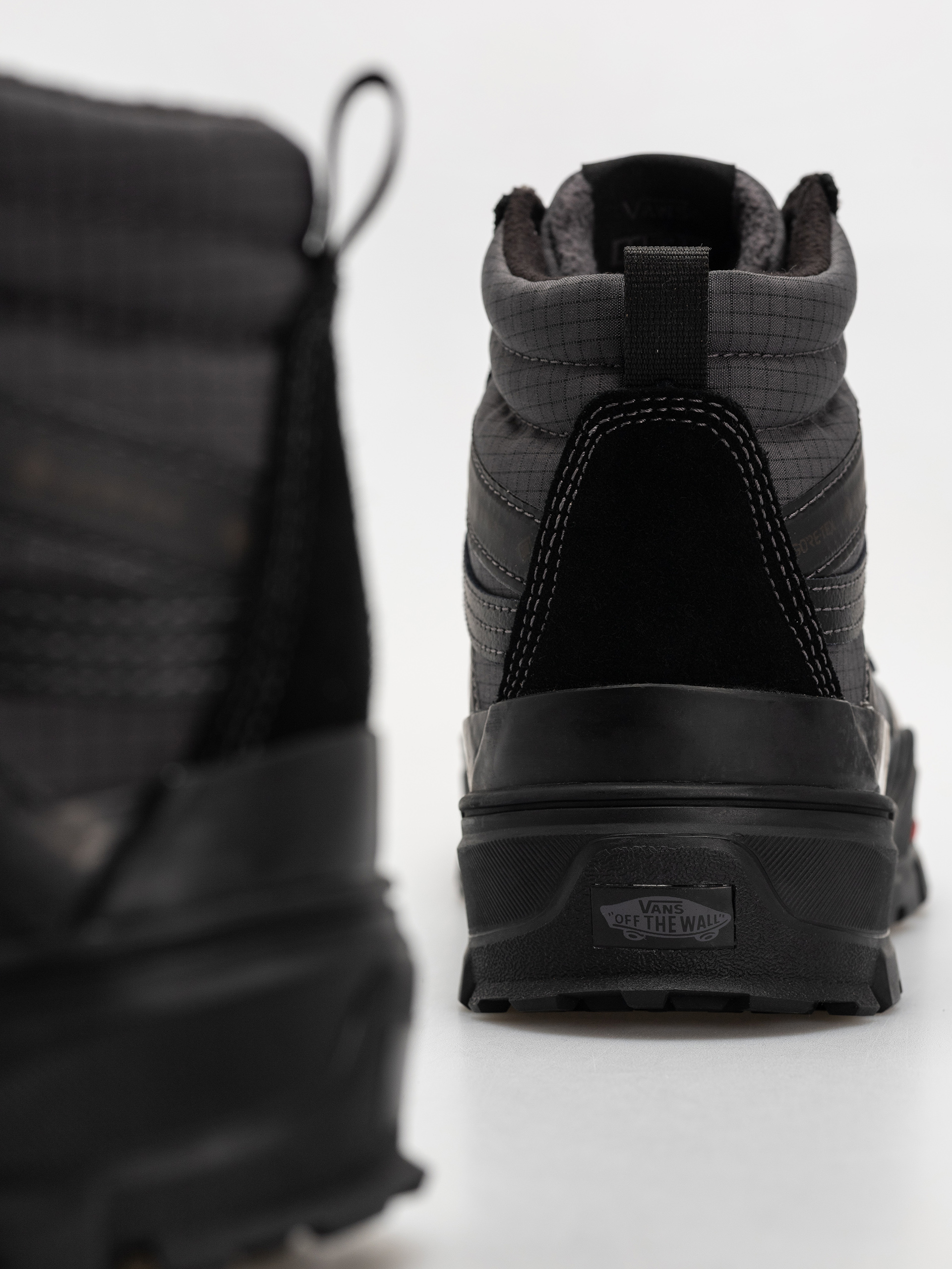 Vans Mte Sk8 Hi Gore Tex Insulated Schuhe (black/black)